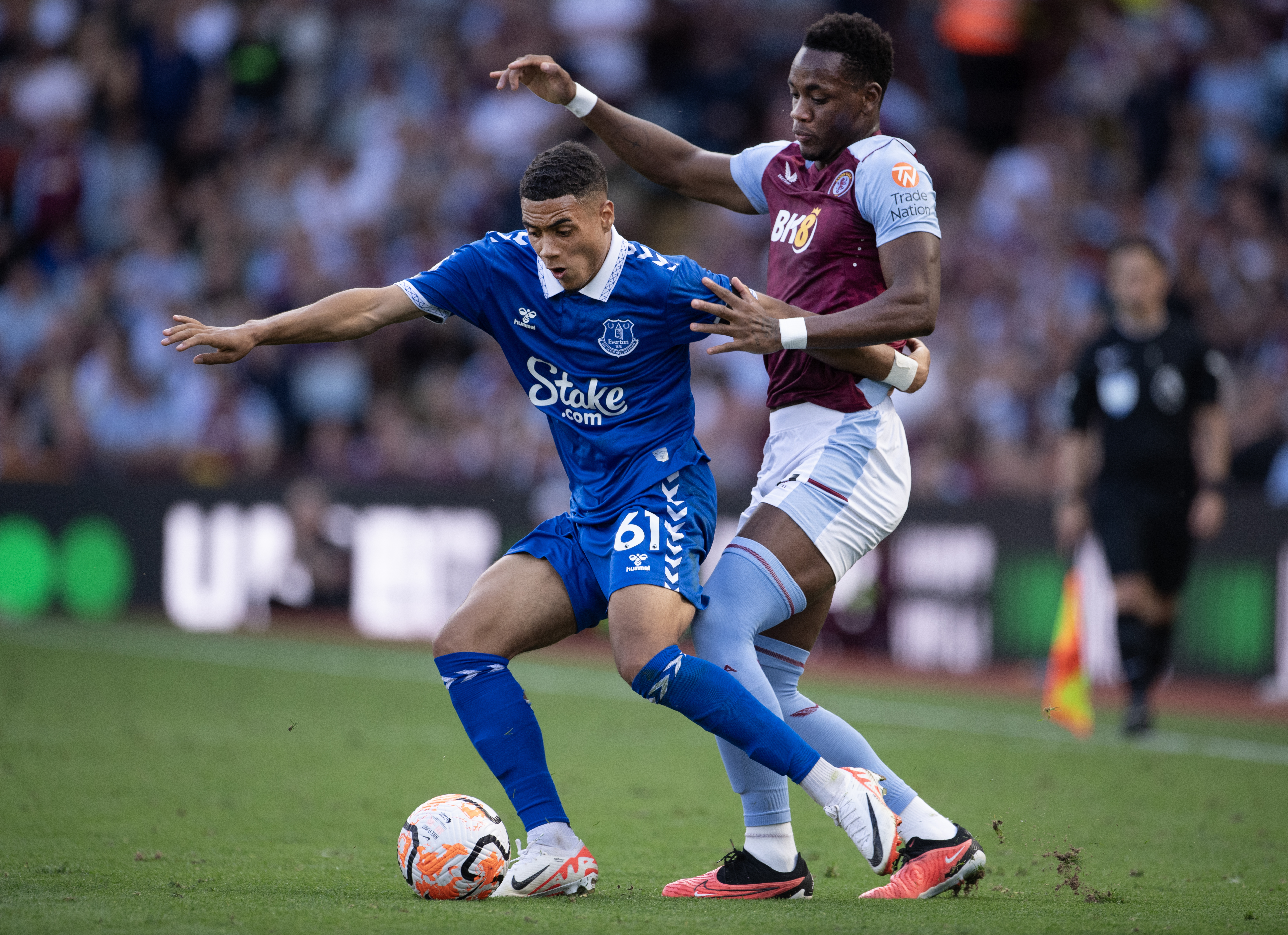 Aston Villa v Everton FC - Premier League