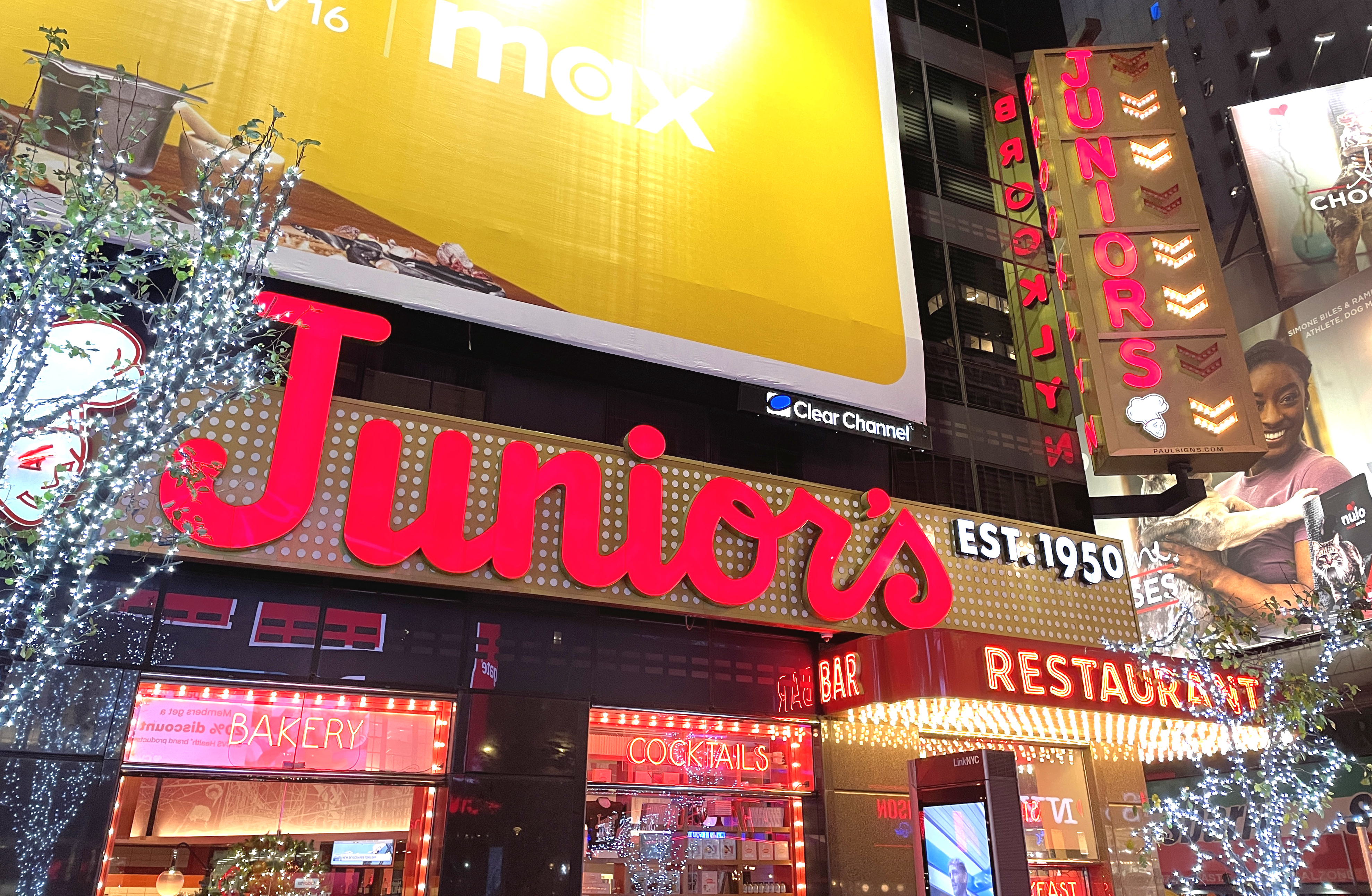 Junior’s Cheesecake in Times Square, New York City