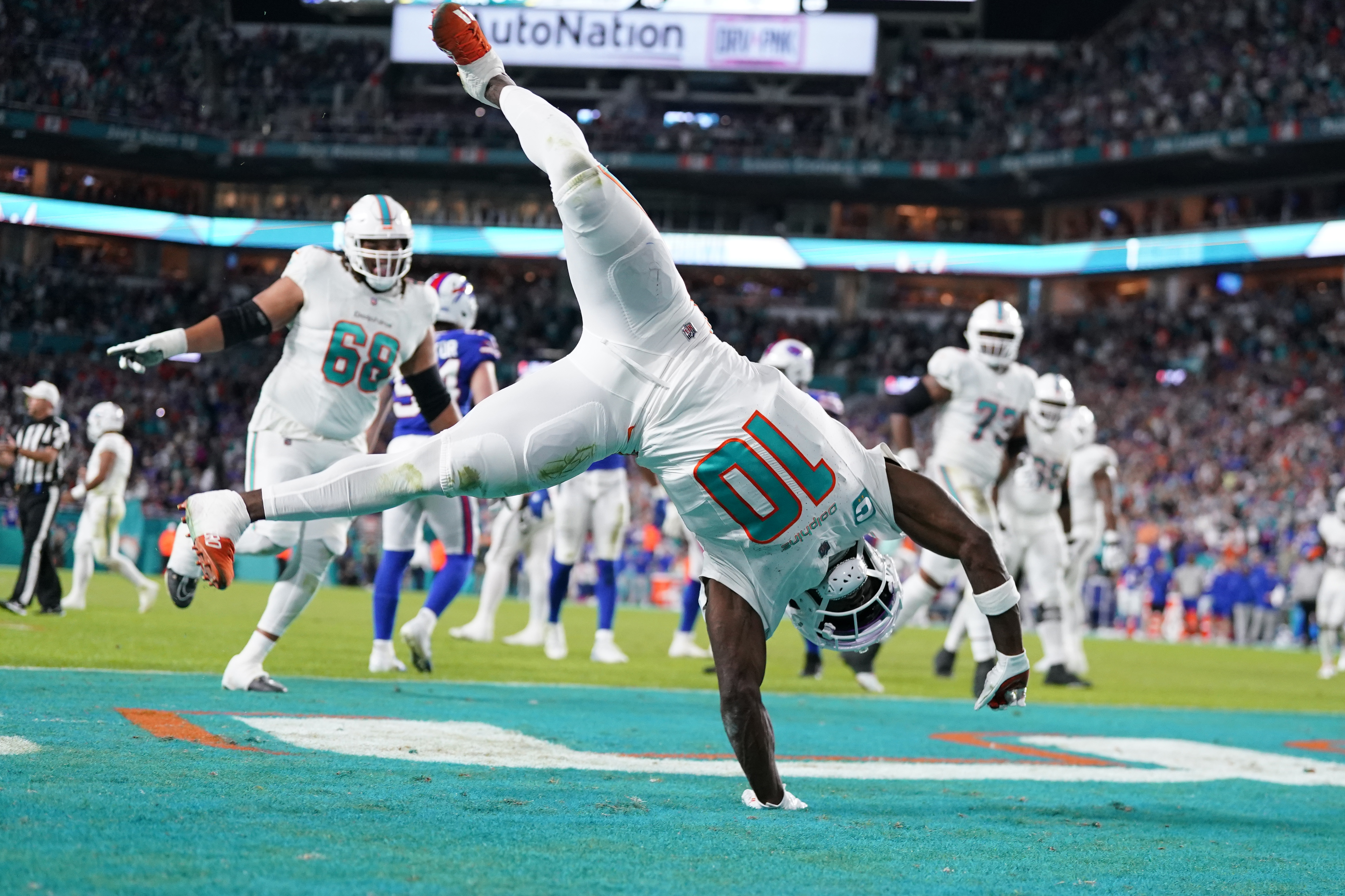 Buffalo Bills v Miami Dolphins