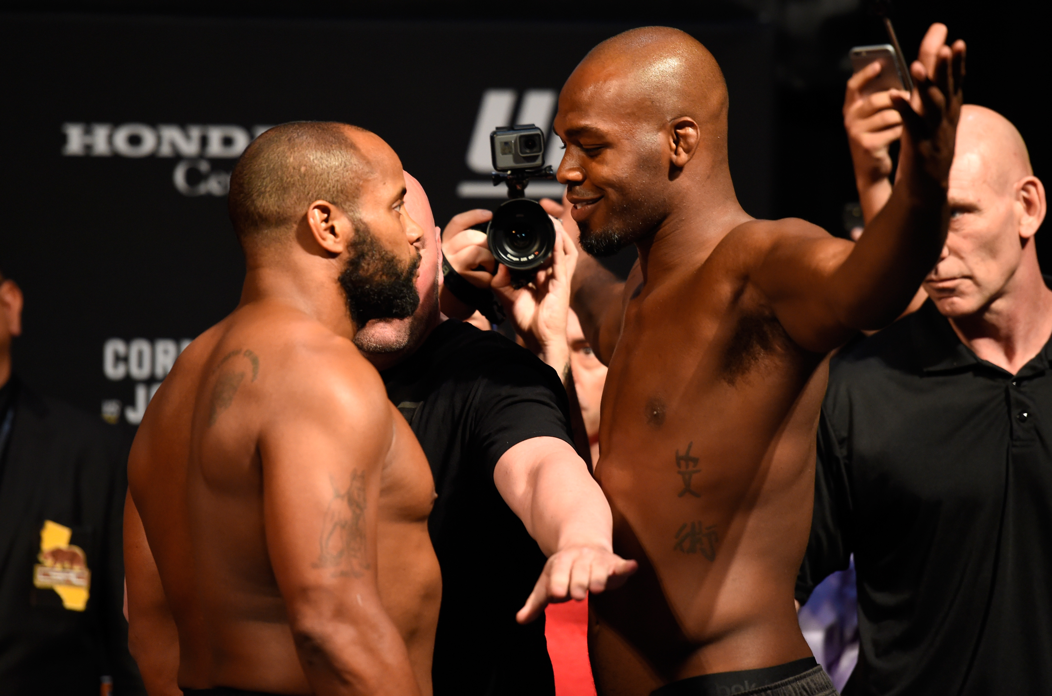 UFC 214 Weigh-in