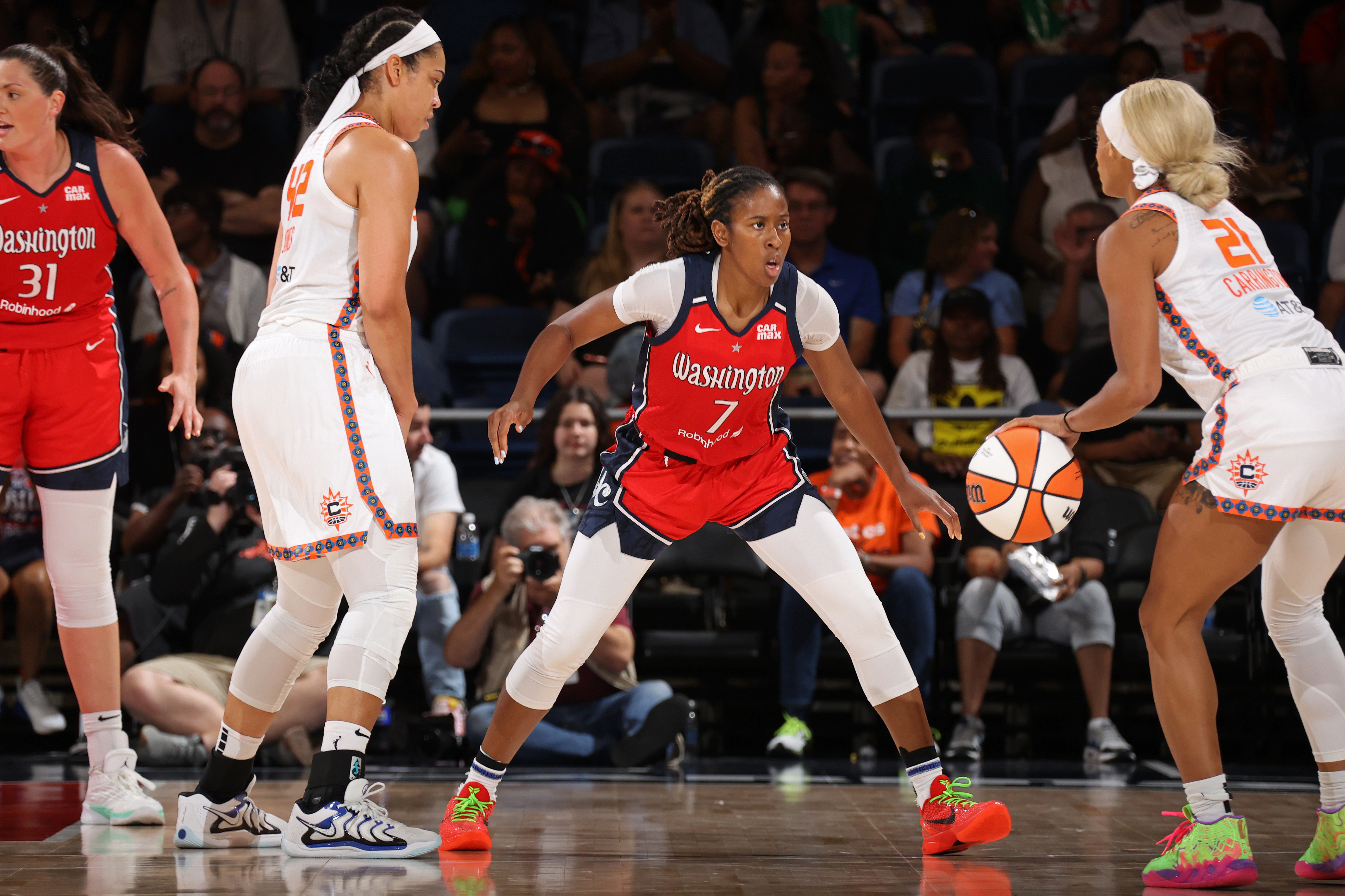 Connecticut Sun v Washington Mystics