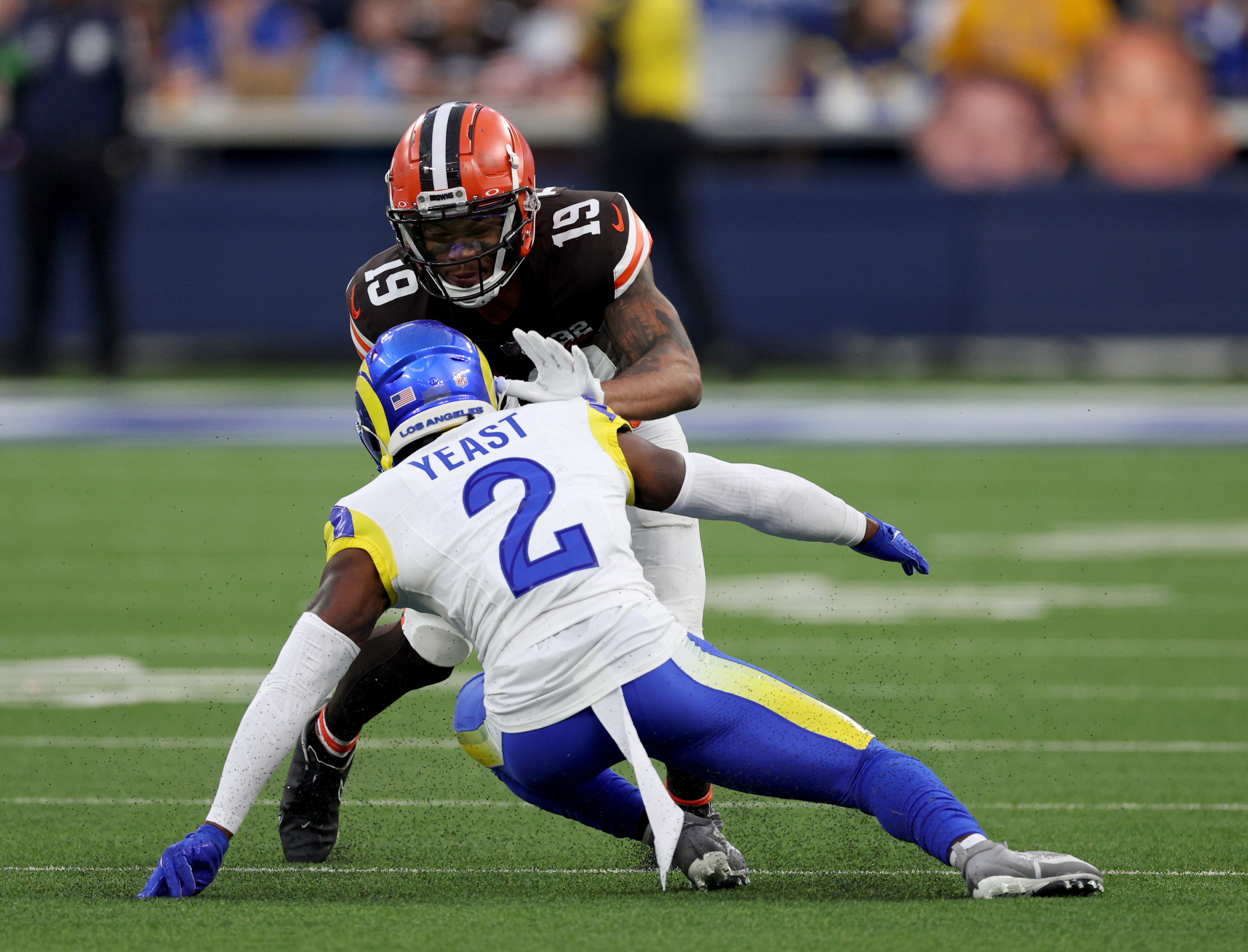 Cleveland Browns v Los Angeles Rams