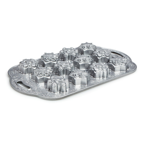 Frosty Snowflakes Cakelette Pan. Silver pan with 12 small cake molds.