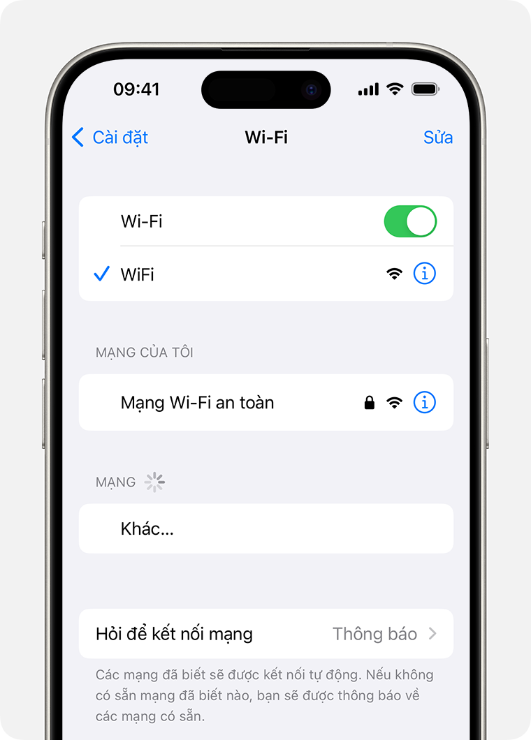 iPhone hiển thị màn hình Wi-Fi. Có một dấu kiểm màu xanh lam bên cạnh tên của mạng Wi-Fi.