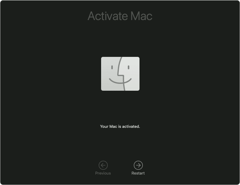macOS Monterey ですべてのコンテンツと設定を消去した後に表示される「再起動」