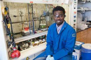 Richmond Sarpong in lab