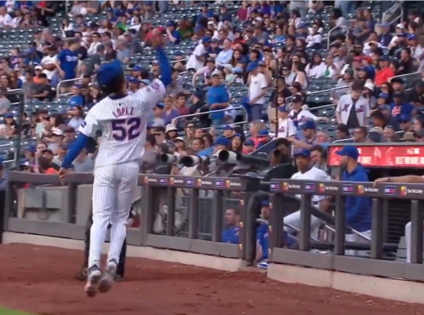 Mets Reliever Jorge Lopez Got Thrown Out Of A Game, Tossed His Glove Into The Crowd, Then Said He's "Been On The Worst Team In Probably The Whole Fucking MLB"