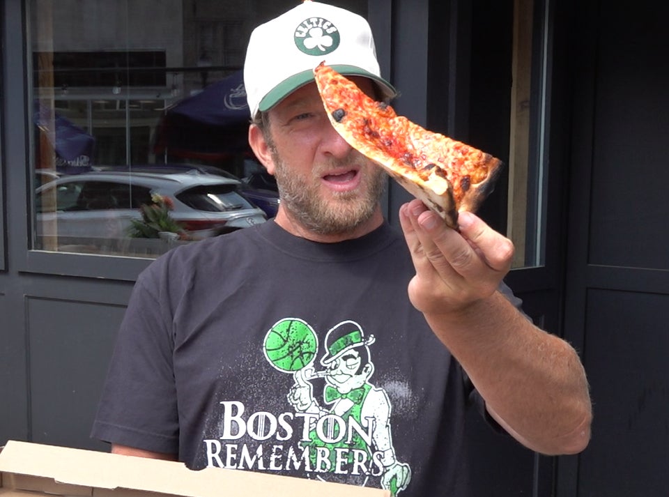 Barstool Pizza Review - Sasso's Coal Fired Pizza (Torrington, CT)