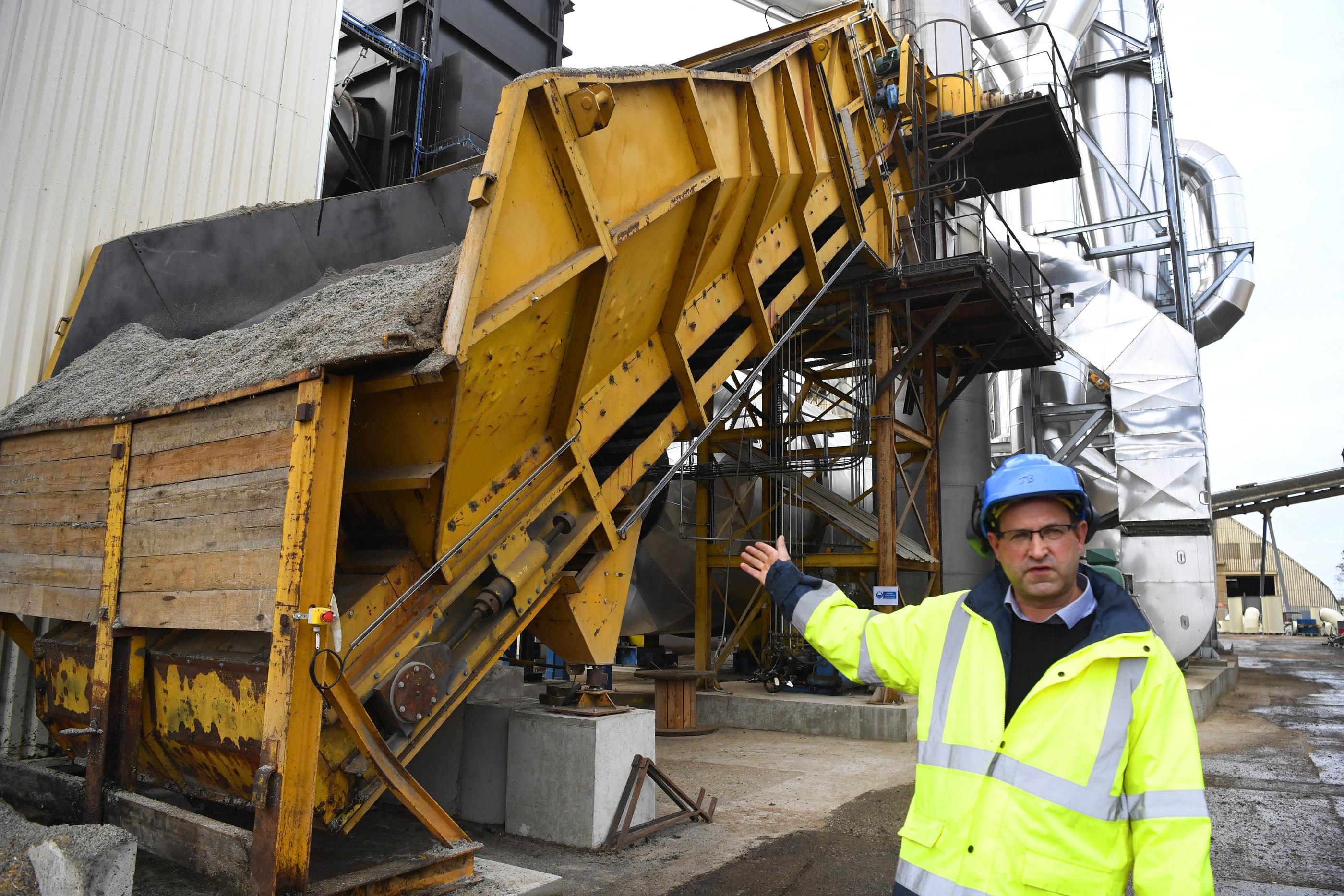 Engenville, le 14 octobre 2022. L'entreprise Sidesup, dirigée par Jean-Marie Bélières, vient d’investir 6 millions d’euros afin d'augmenter sa production de pellets.  ©PHOTOPQR/REPUBLIQUE DU CENTRE/Christelle Gaujard