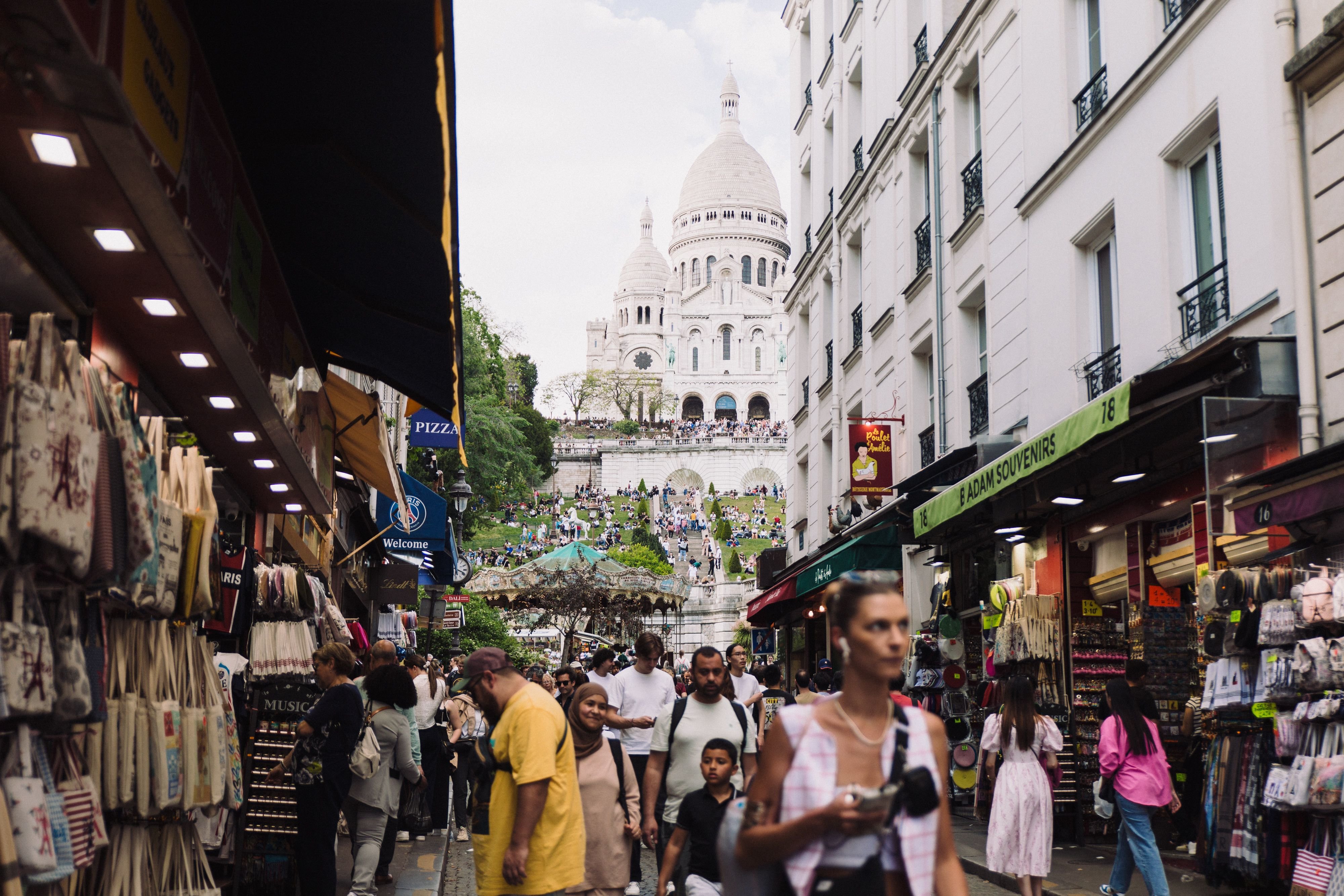 Dans le XVIIIe arrondissement, autour de la basilique du Sacré-Cœur, les prix se sont contractés de 12% sur un mois. (Illustration) LP/Philippe Labrosse