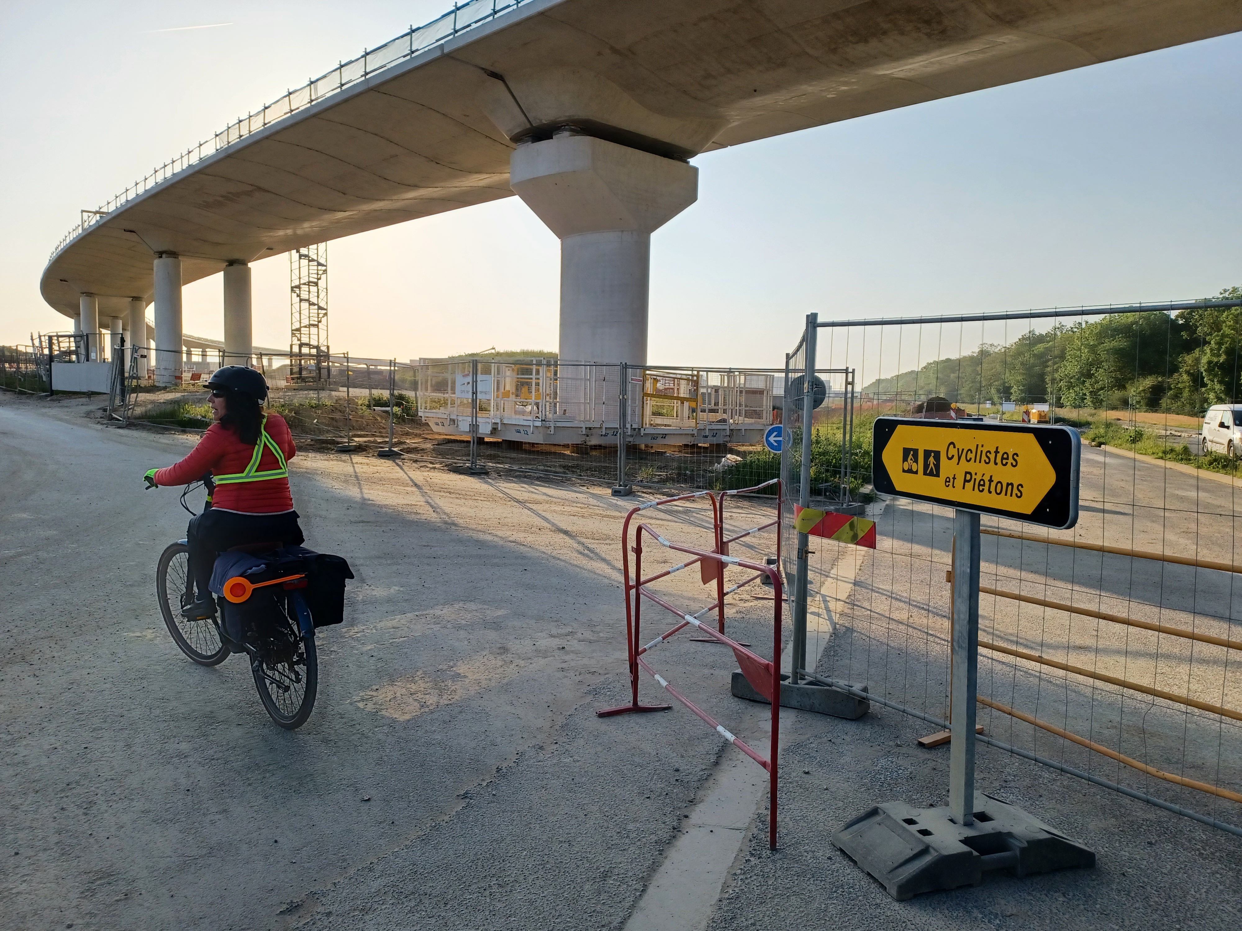 Plateau de Saclay, le 26 mai 2023. En raison des travaux pour la ligne 18 du métro, les pistes cyclables entre les quartiers du Moulon et de l’École polytechnique sont inaccessibles. LP/C.Ch.