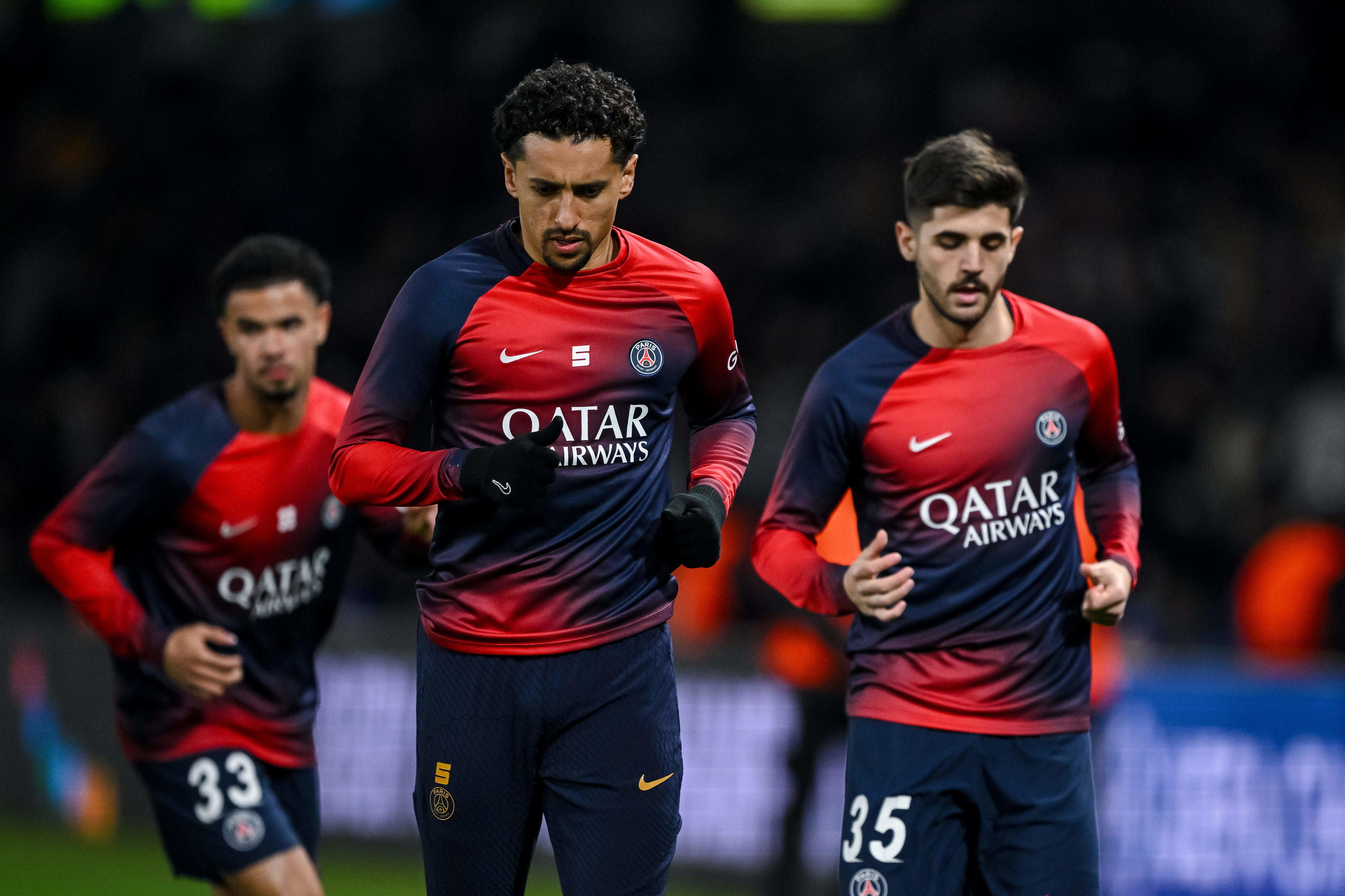 Marquinhos devrait tenir sa place mardi face à la Real Sociedad et pourrait être associé à son jeune compatriote Beraldo. Photo by Icon Sport