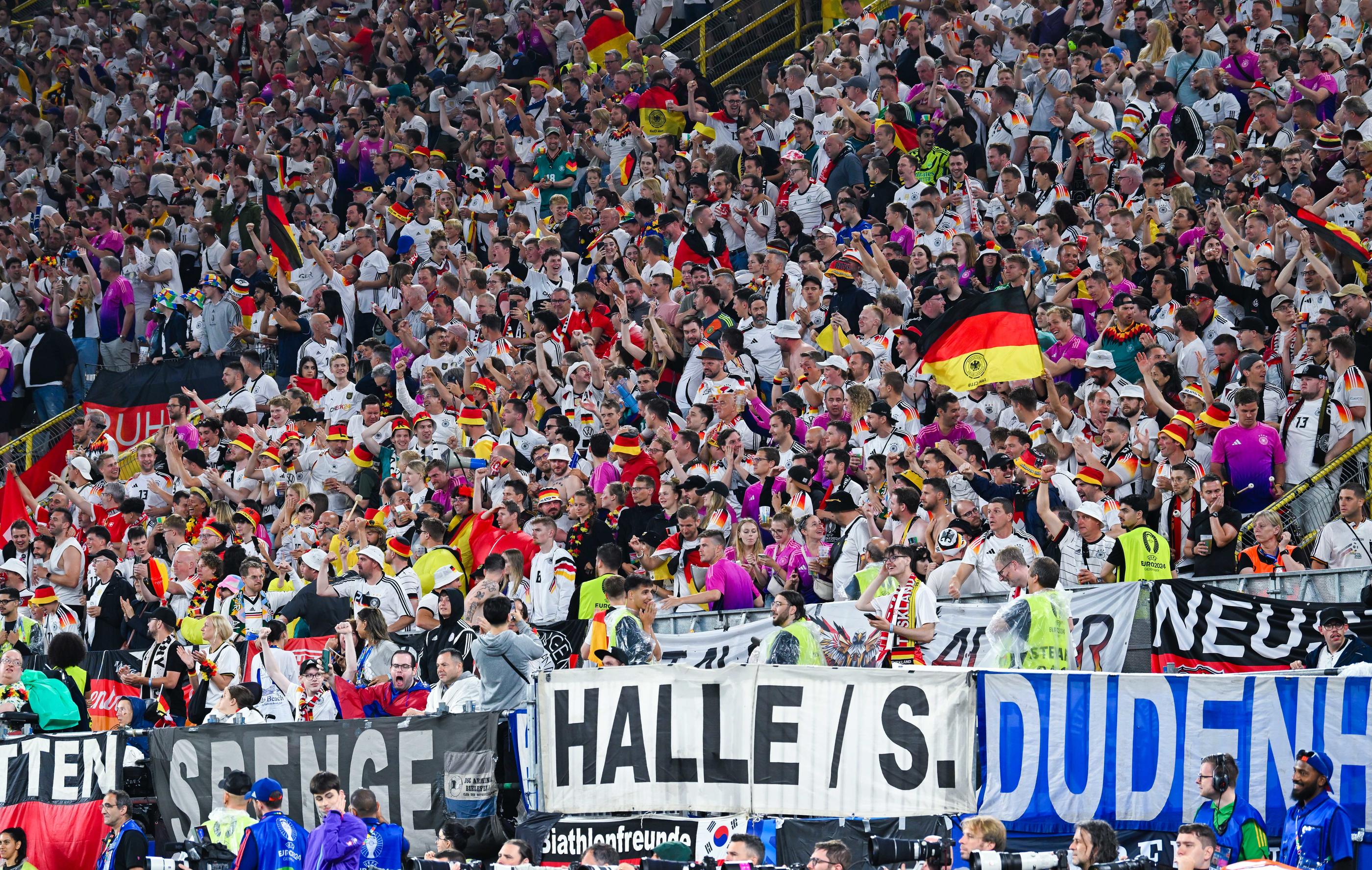 Les supporters allemands vont vivre, face à l'Espagne en quart, une véritable finale avant l'heure. Icon Sport