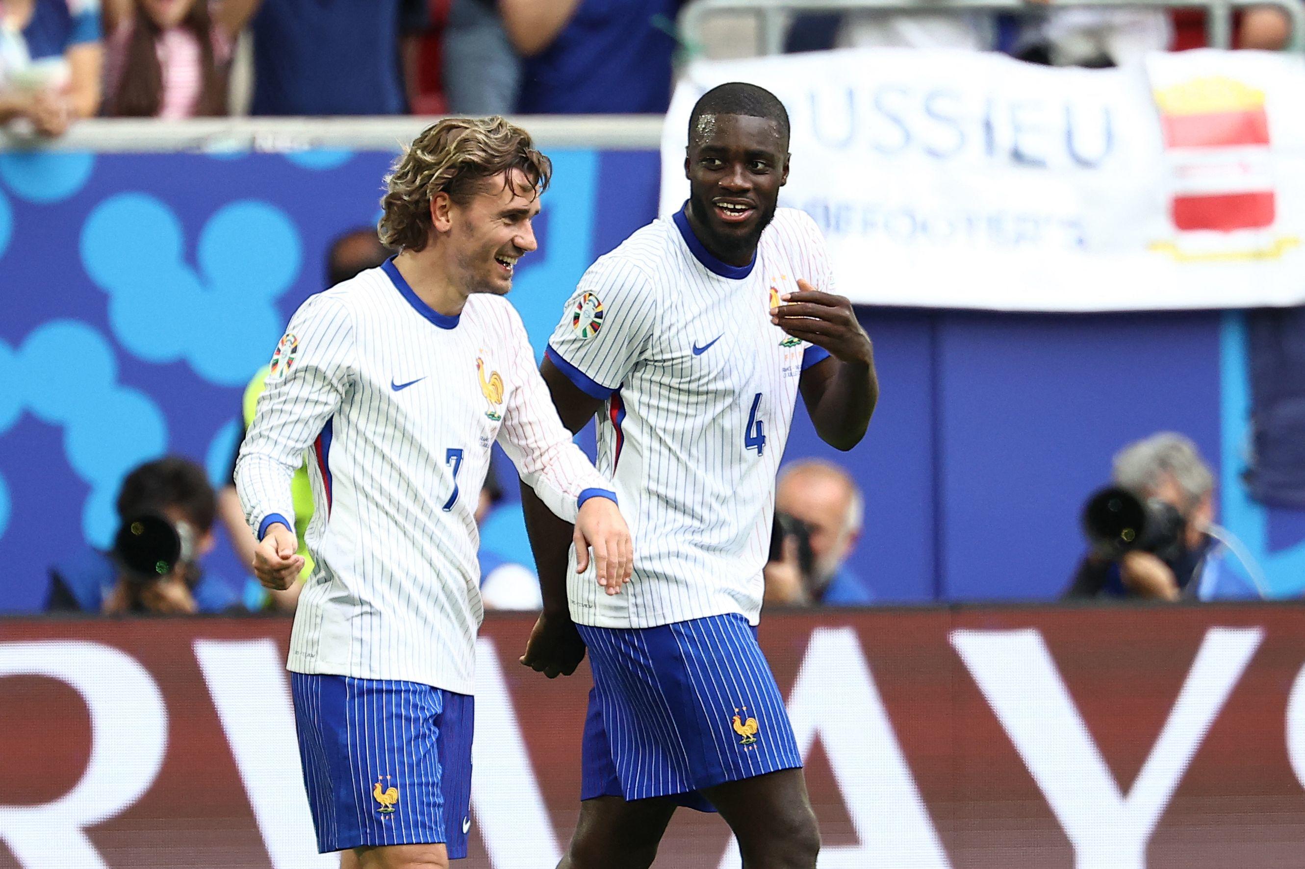 La joie d'Antoine Griezmann aux côtés de Dayot Upamecano lundi contre la Belgique. AFP.