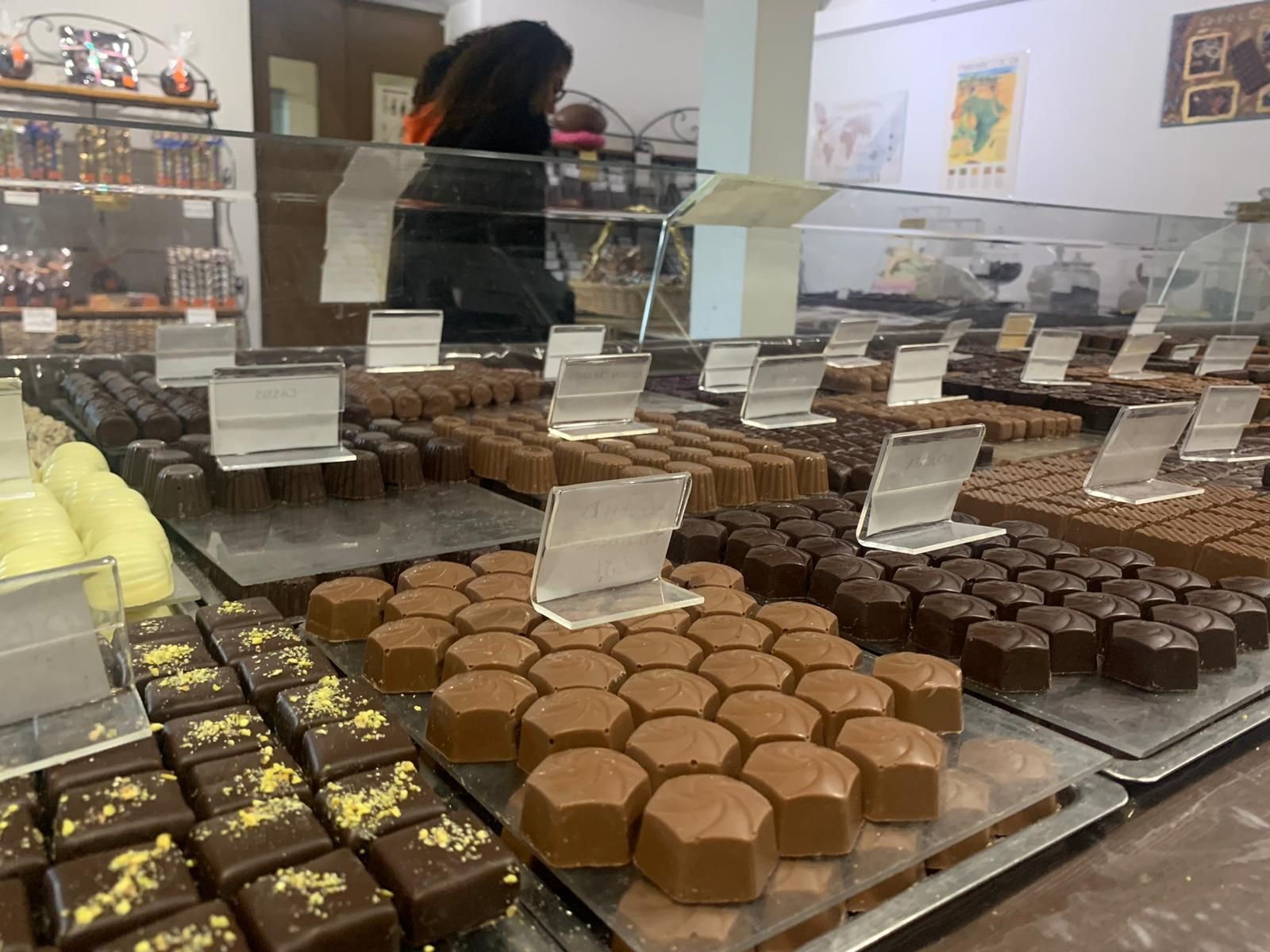 Boissy-Saint-Léger (Val-de-Marne), mercredi 20 décembre. « C’est simple, on voit 80 % de nos clients à deux périodes de l’année : Noël et Pâques », indique-t-on à la chocolaterie Janin. LP/Candice Doussot