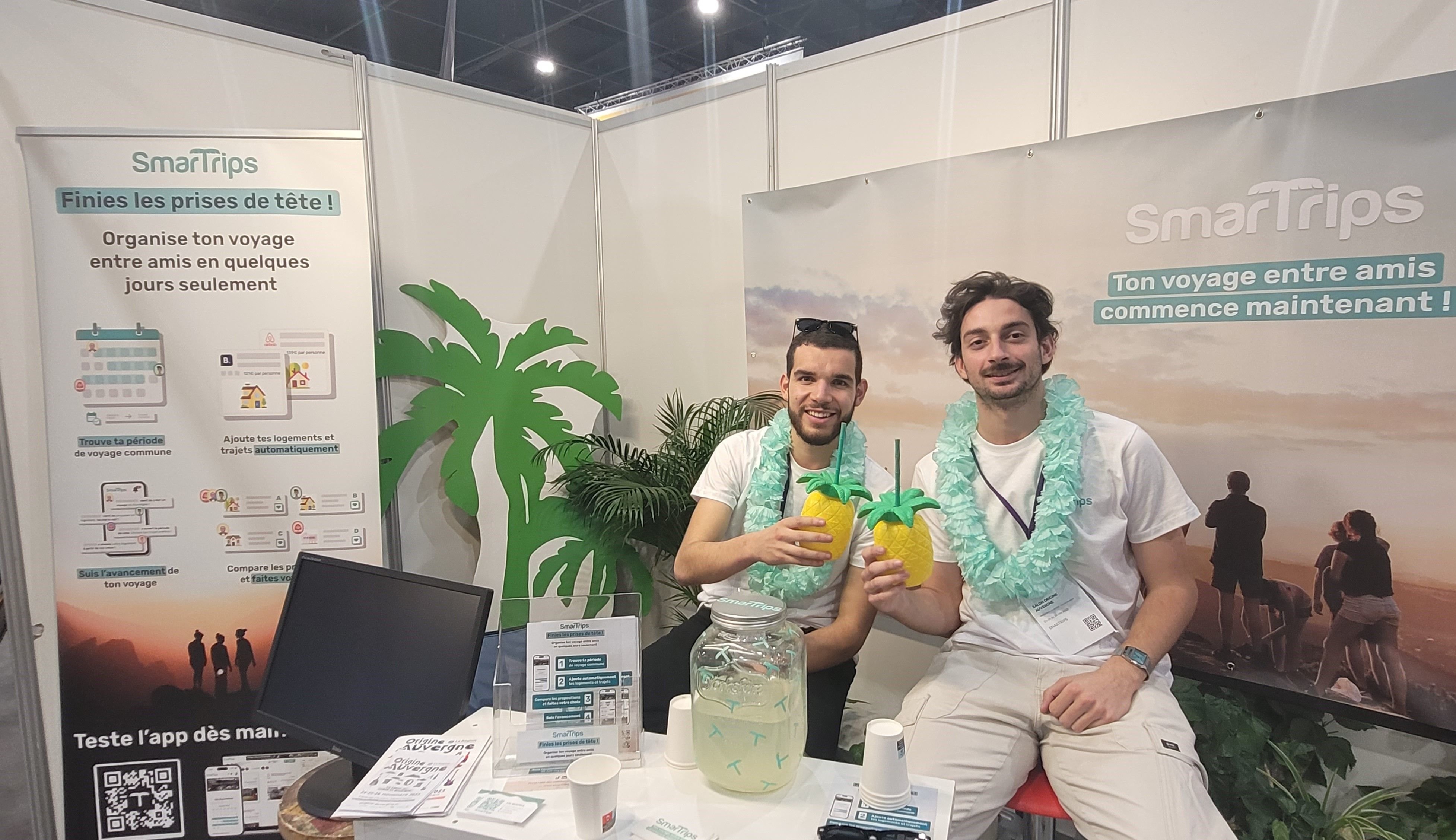 Damien Girond (à droite) et Léo Mostéfa (à gauche), 24 ans, ont mis au point Smartrips, une appli pour faciliter l'organisation de voyages entre amis. DR
