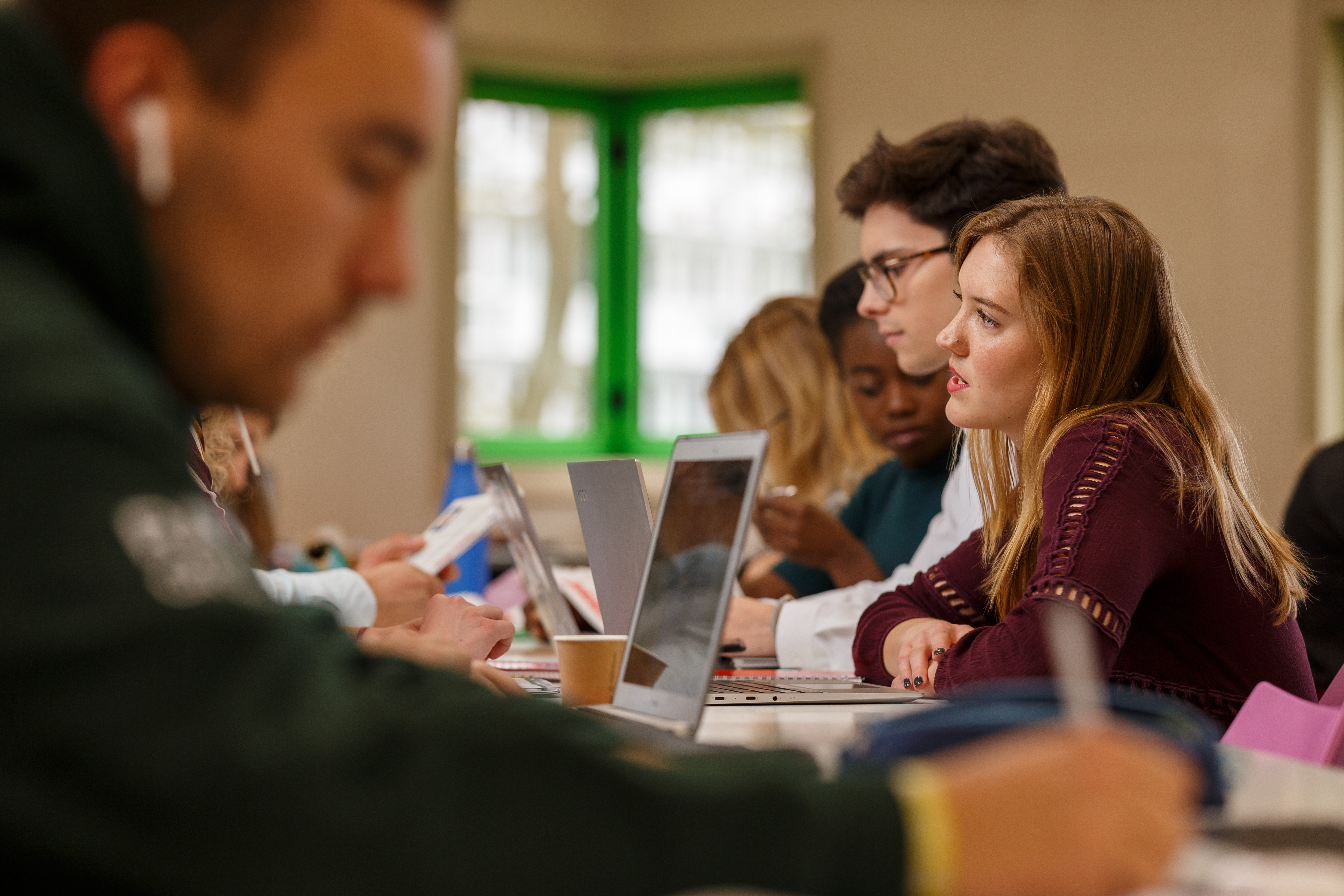 Illustration. En plus d'une formation payée, combien gagne un étudiant en alternance ? Crédit photo : Neomas BS