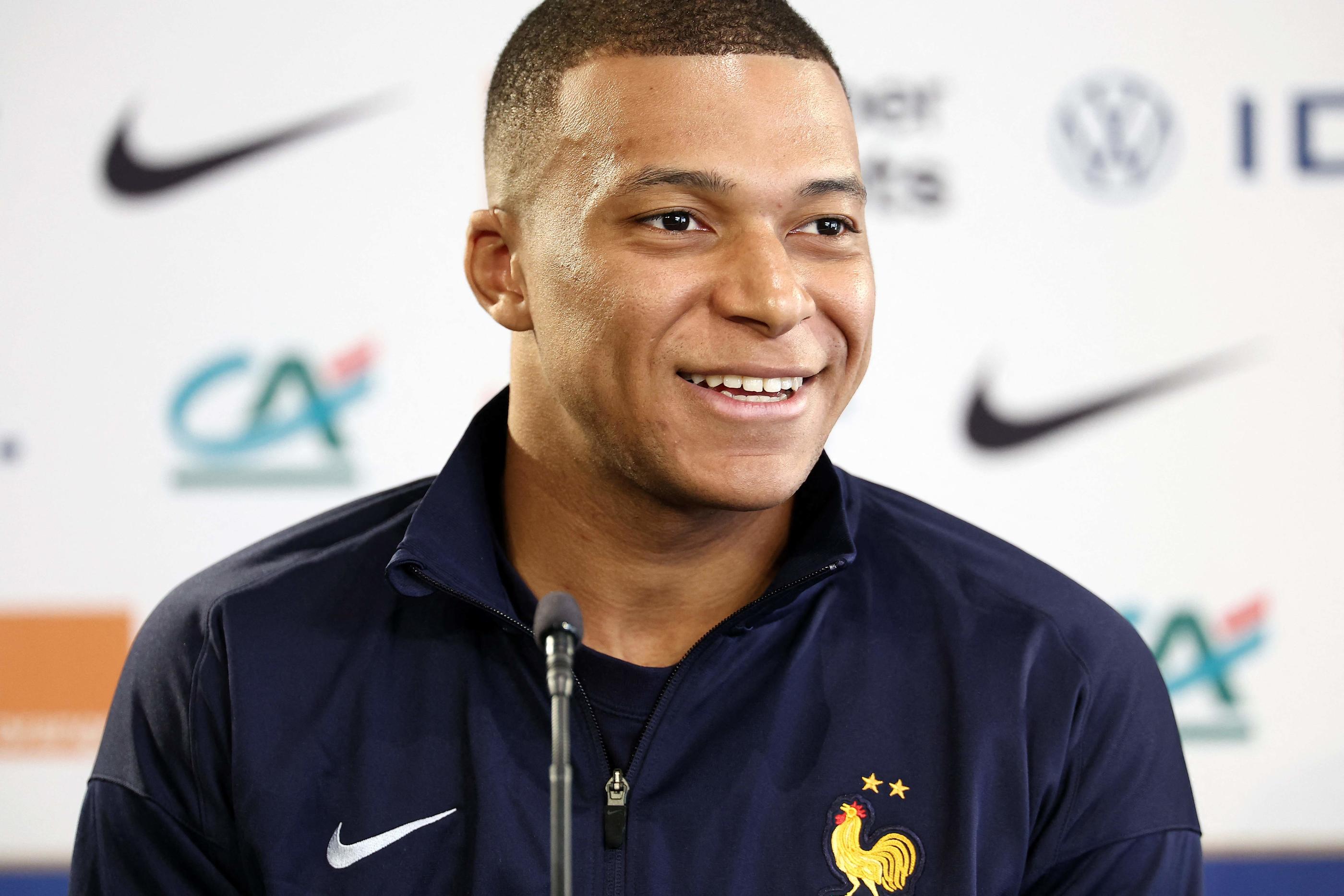 Le capitaine des Bleus s'est exprimé en conférence de presse. (Photo by FRANCK FIFE / AFP)