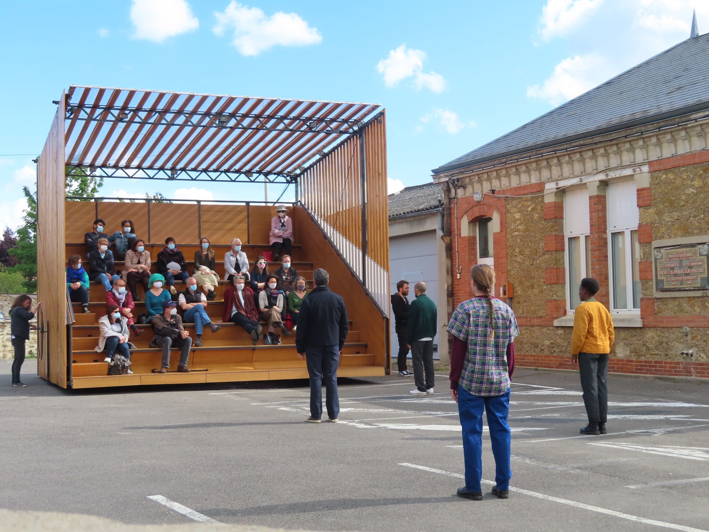 Bruyères-le-Châtel, le 22 mai 2021. Le festival de jour de nuit, et ses spectacles gratuits dans des lieux publics, donne rendez-vous aux spectateurs pour sa 12e édition. LP/C.Ch.