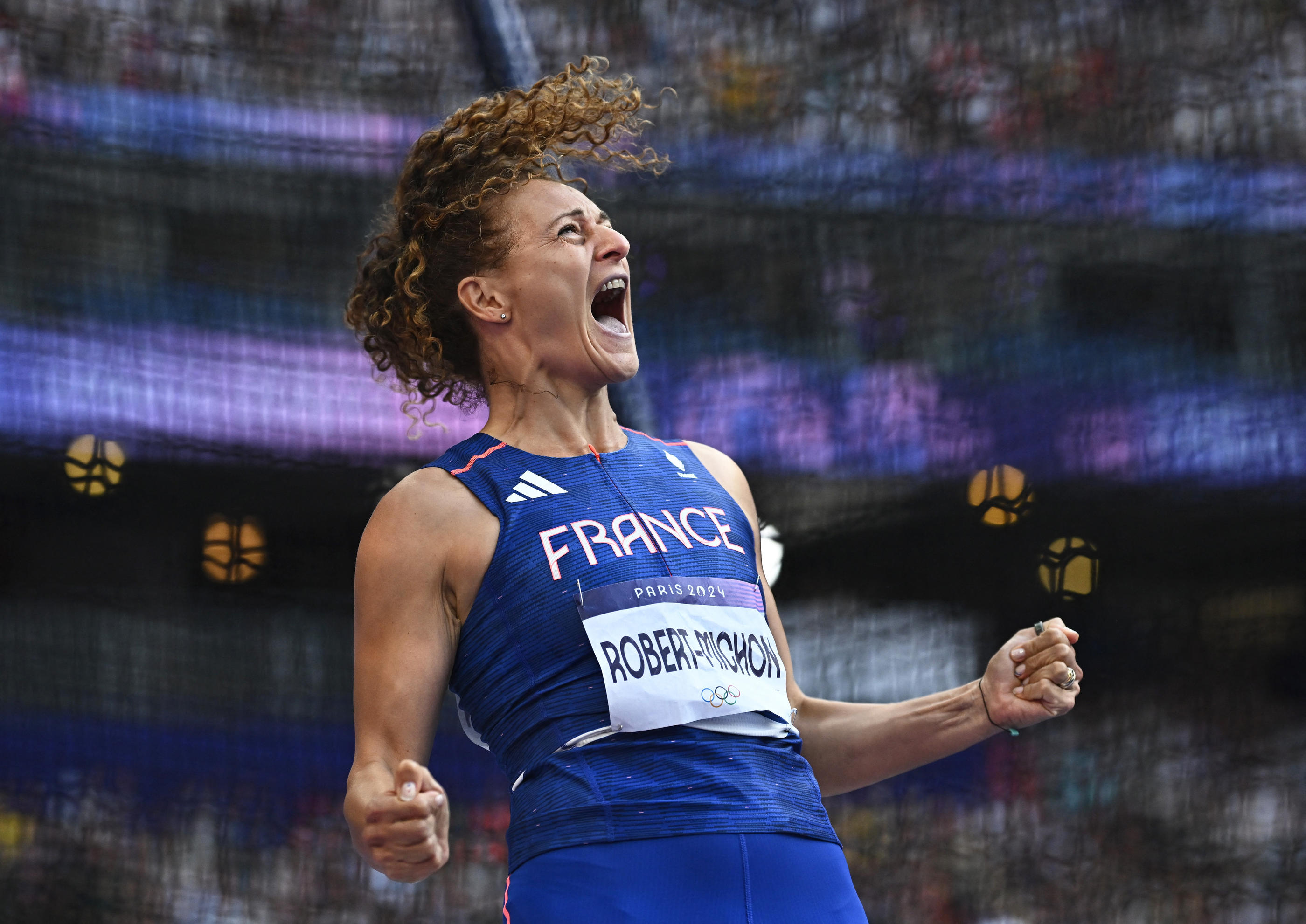 Mélina Robert-Michon a décroché sa qualification en finale du lancer de disque. Rendez-vous lundi 5 août au Stade de France. REUTERS/Dylan Martinez