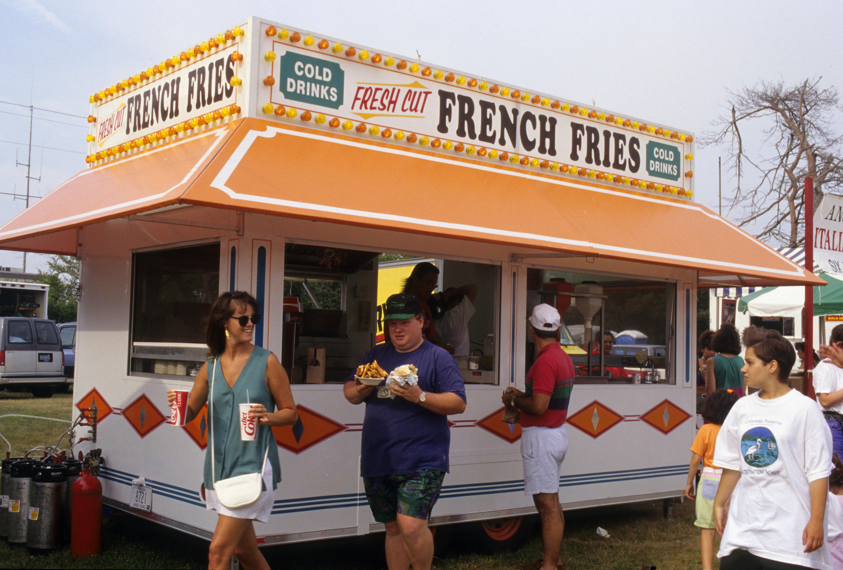 Un stand de frites situé aux Etats-Unis fait la part belle aux fameuses... « French fries », une formulation grande discutée outre-Atlantique. Hervé DONNEZAN / saif images