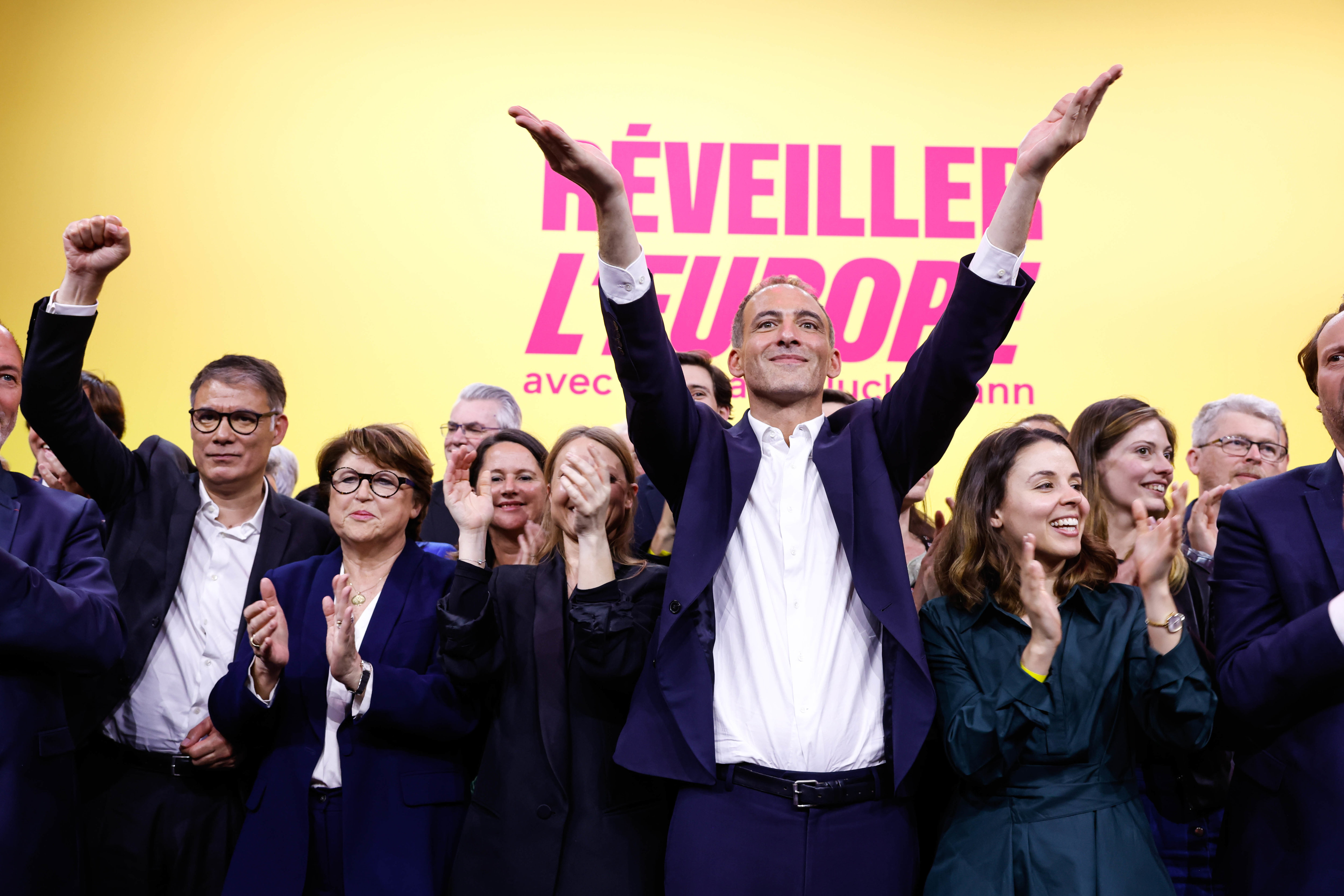 «Il nous reste quelques heures pour être la belle et grande surprise démocratique de cette élection», a espéré Raphaël Glucksmann lors de son ultime meeting à Lille (Nord), ce vendredi soir. LP/Olivier Corsan