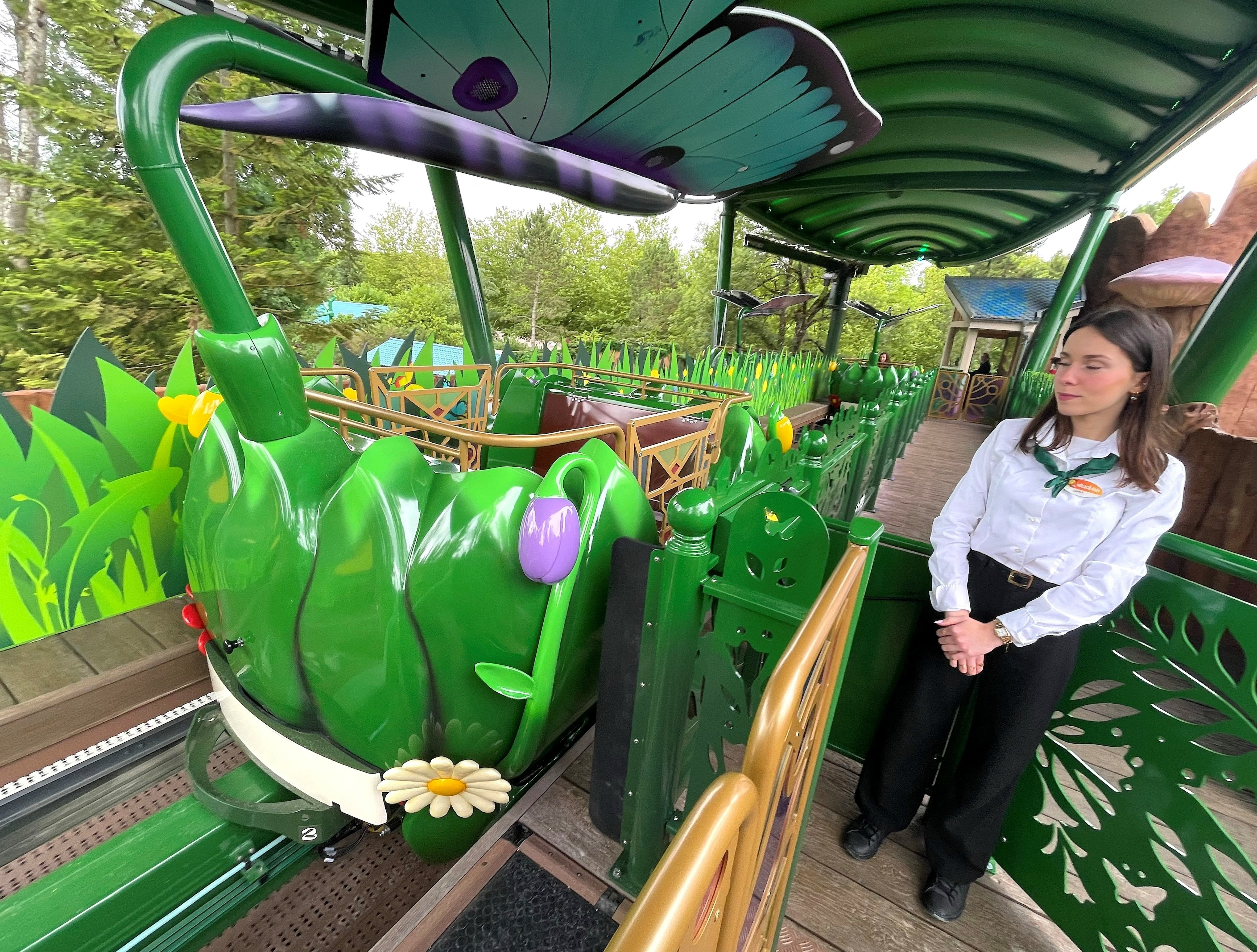 L’Envol des papillons a remplacé les Dragons volants au parc Nigloland à Dolancourt, situé quarante kilomètres à l’est de Troyes. La nouvelle attraction invite les visiteurs à un voyage féérique et immersif en plein cœur de la forêt de Nigloland. LP/Stéphane Magnoux