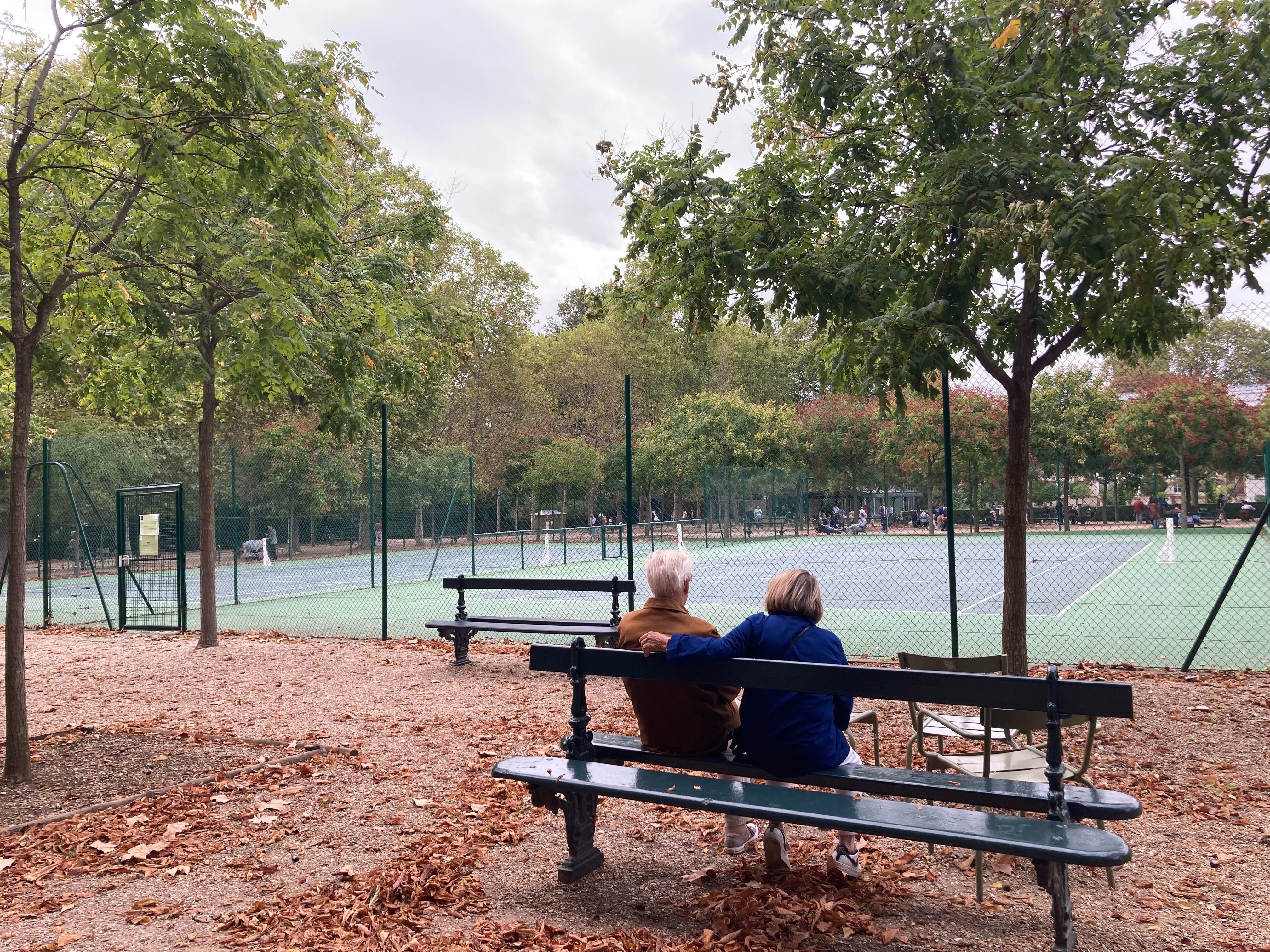 Les tennis du jardin du Luxembourg (VIe), sont fermés depuis le 1er mars 2023. Leur avenir est en attente d'une décision du Sénat. LP/Estelle Dautry