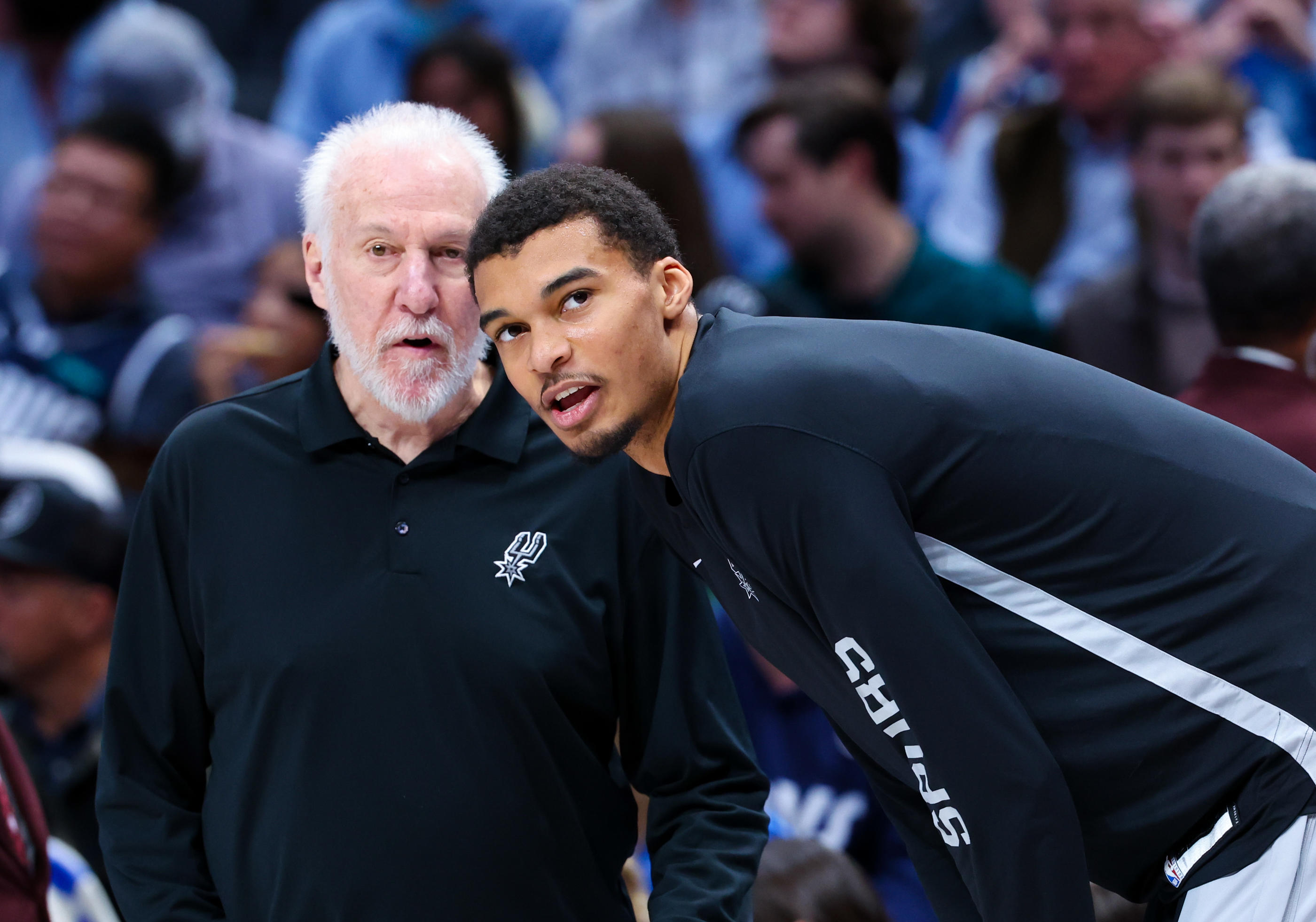 Victor Wembanyama est géré avec précaution par le coach historique des Spurs Gregg Popovich. Icon sport