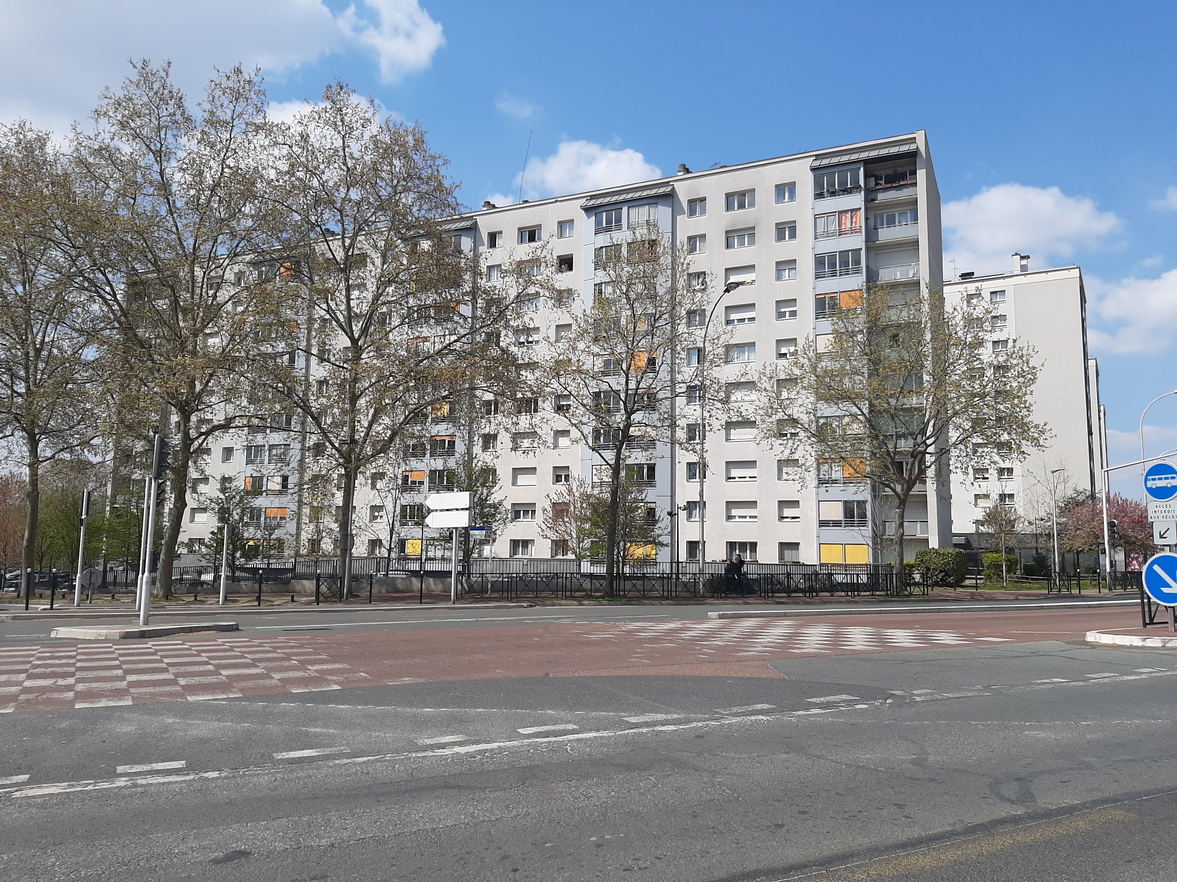 Saint-Maur-des-Fossés, le 17 avril. La commune, qui fait partie du collectif, ne compte que 9% de logements sociaux. LP/Marine Legrand