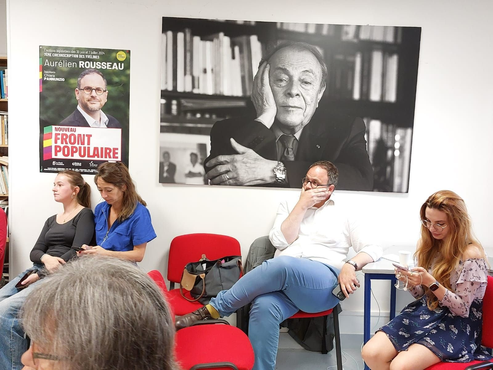 Conflans-Sainte-Honorine, le 30 juin 2024. Aurélien Rousseau, ancien ministre de la Santé et candidat NFP dans la septième circonscription des Yvelines, dans son QG de campagne de Conflans-Sainte-Honorine (Yvelines), lors de l'annonce des résultats nationaux.