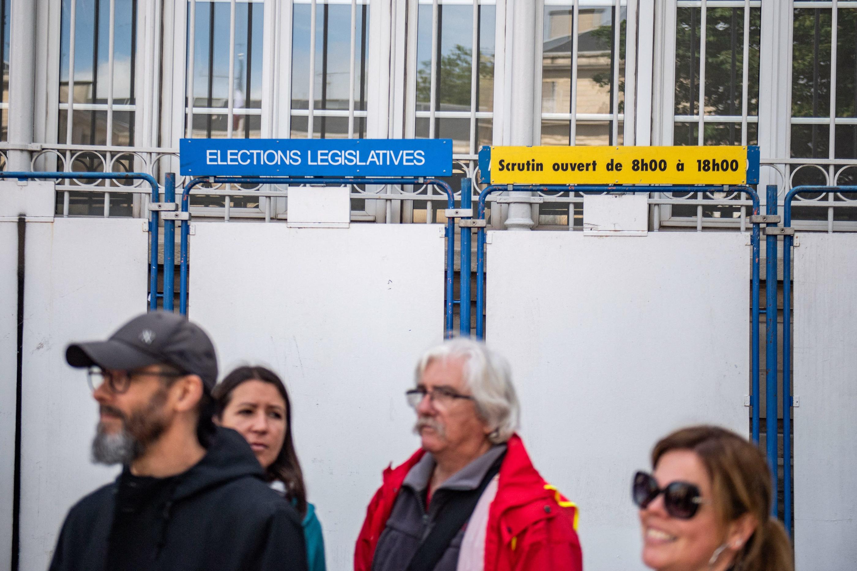 Dans le Calvados, le maire de Caen et l'ex-Première ministre Elisabeth Borne sont candidats aux élections législatives anticipées, après une journée de manifestation contre l'extrême-droite et le Rassemblement National (RN), et pour le Nouveau Front Populaire et l'union de la gauche . /Ouest-France/Mathis Harpham