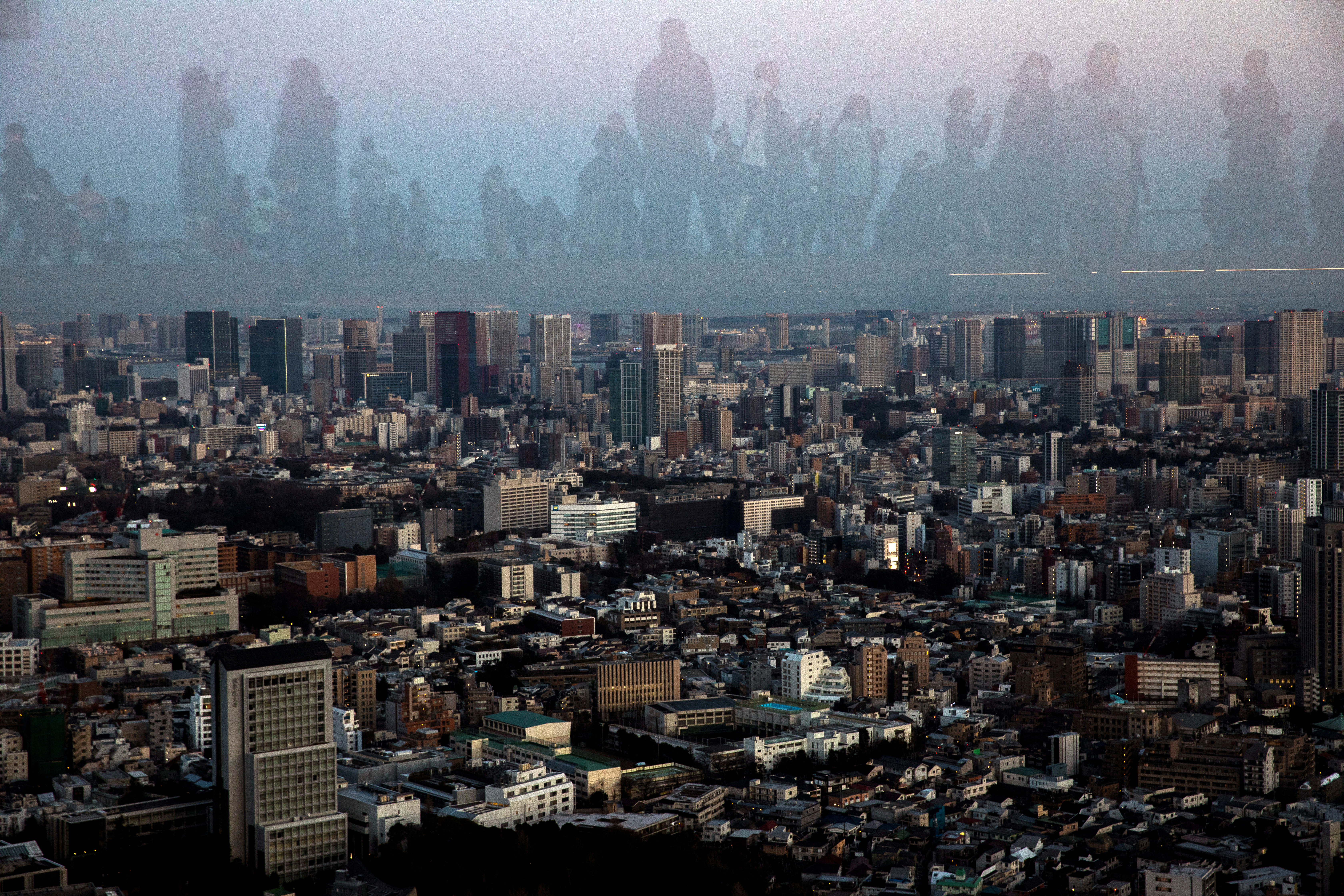 デフレ完全脱却へ政府・日銀「密接に連携」、金融政策は新段階　骨太原案が判明