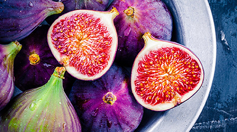 cut figs in a bowl