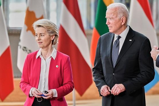 Ursula von der Leyen (left) and Joe Biden (right)