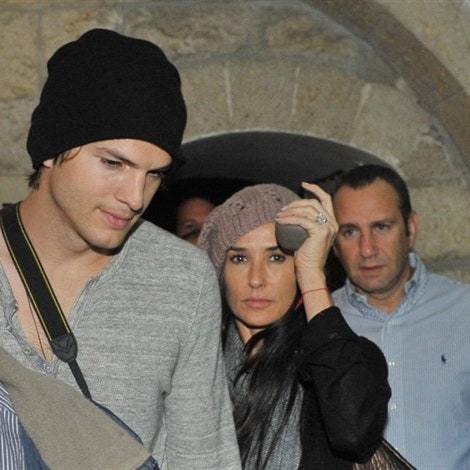 Demi & Ashton in Israele