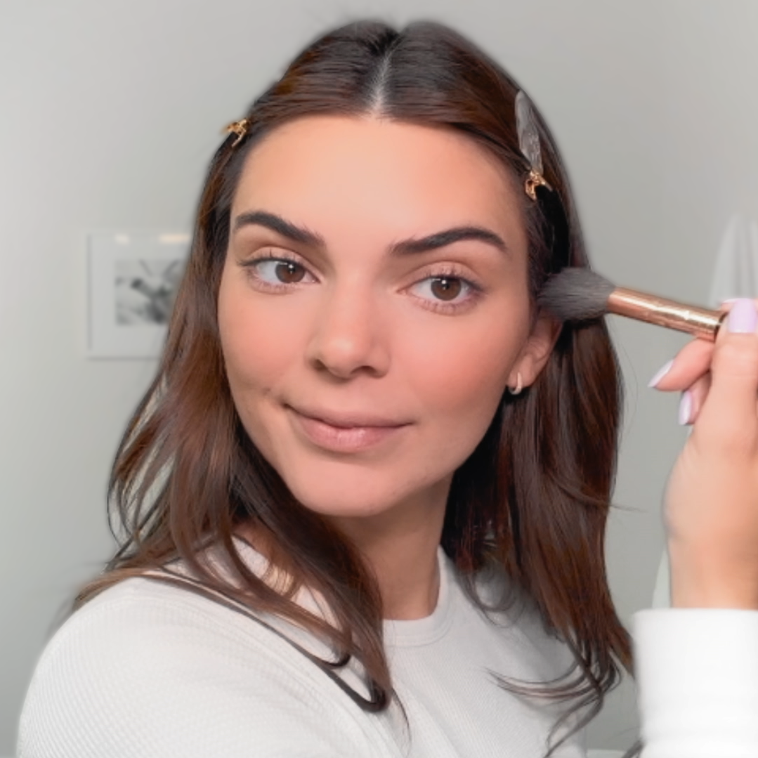 Il Make-Up di Kendall Jenner: in questo video tutorial il segreto del suo summer glow