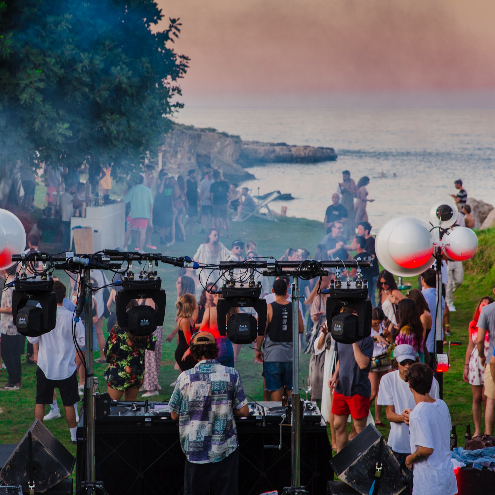 Lidi musicali, le spiagge italiane si accendono di note