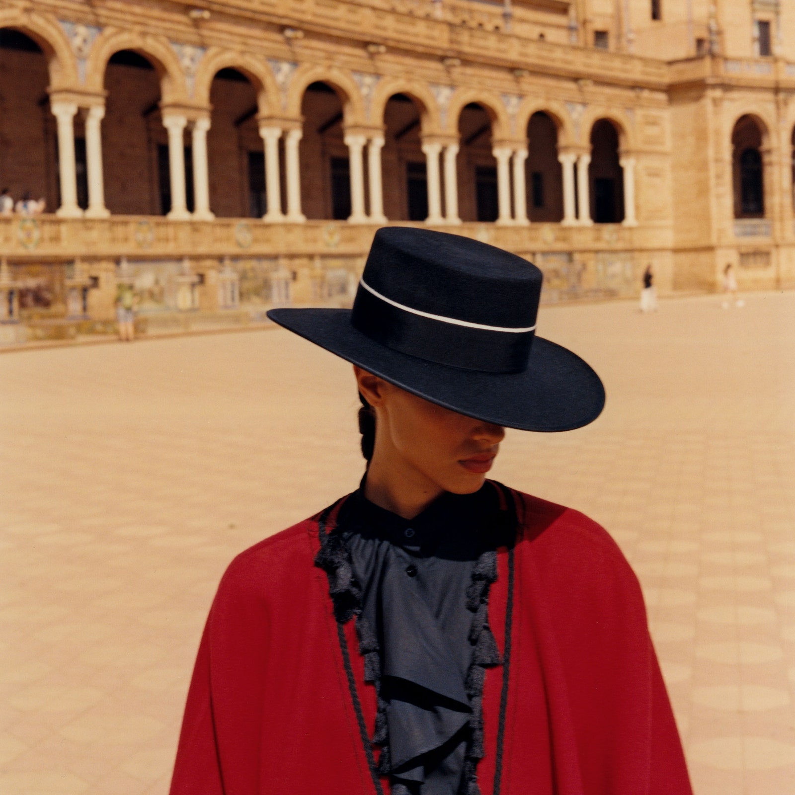 «Carmen Amaya ha rivoluzionato il flamenco non solo nell’abbigliamento ma anche nel modo di danzare» Maria Grazia Chiuri, racconta la Dior Cruise