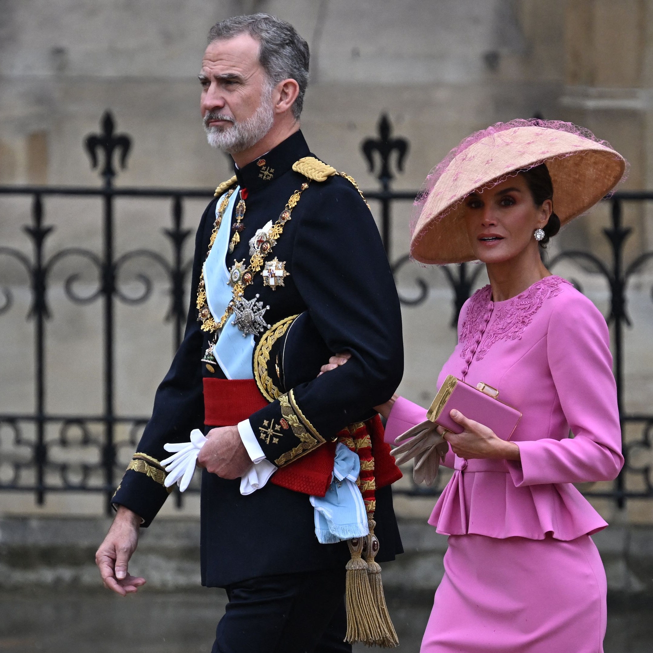 All'incoronazione di Carlo, Letizia, Charlene e Rania non deludono le aspettative: sono loro le Regine dell'eleganza