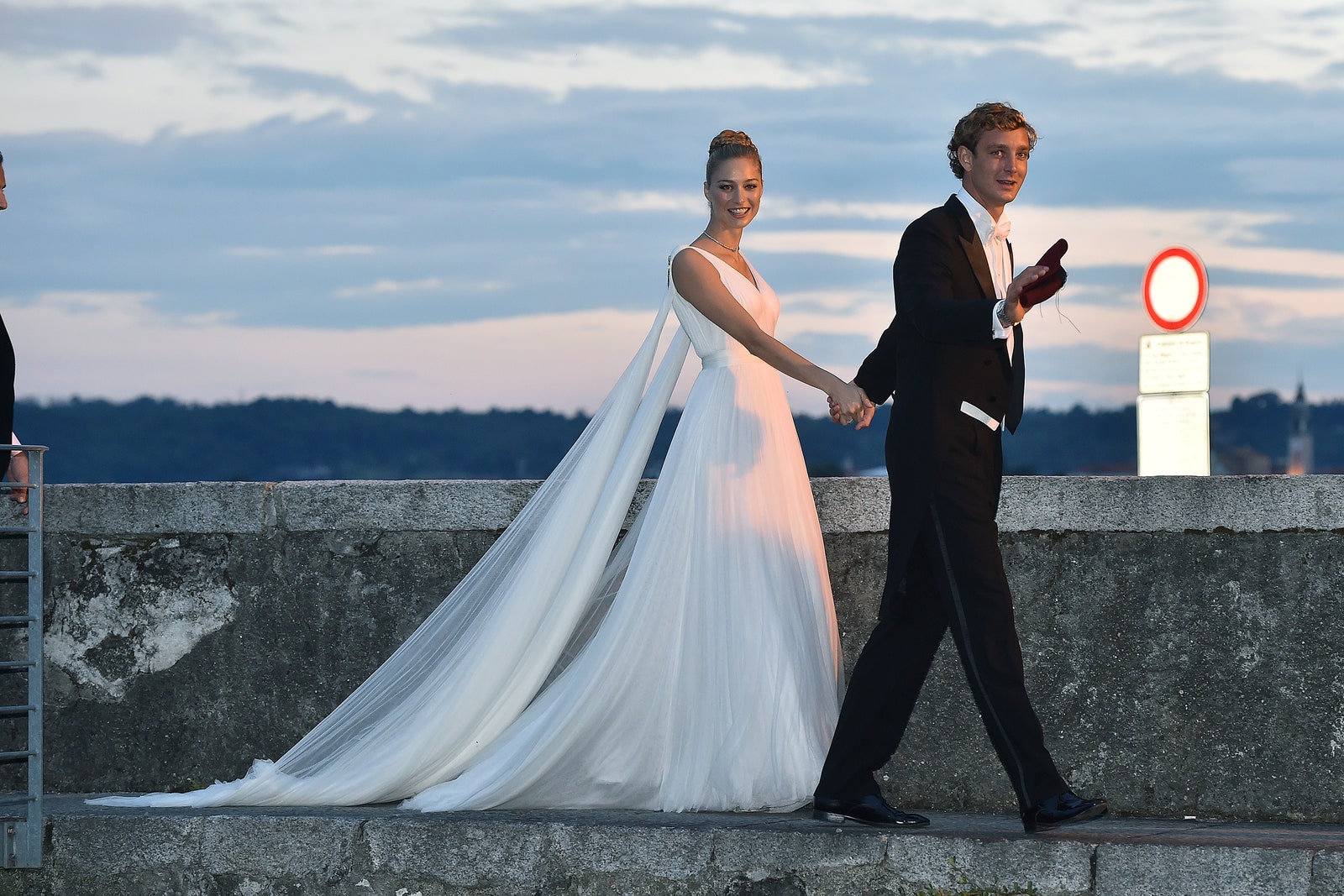 Beatrice Borromeo con l'abito da sposa Armani Priv