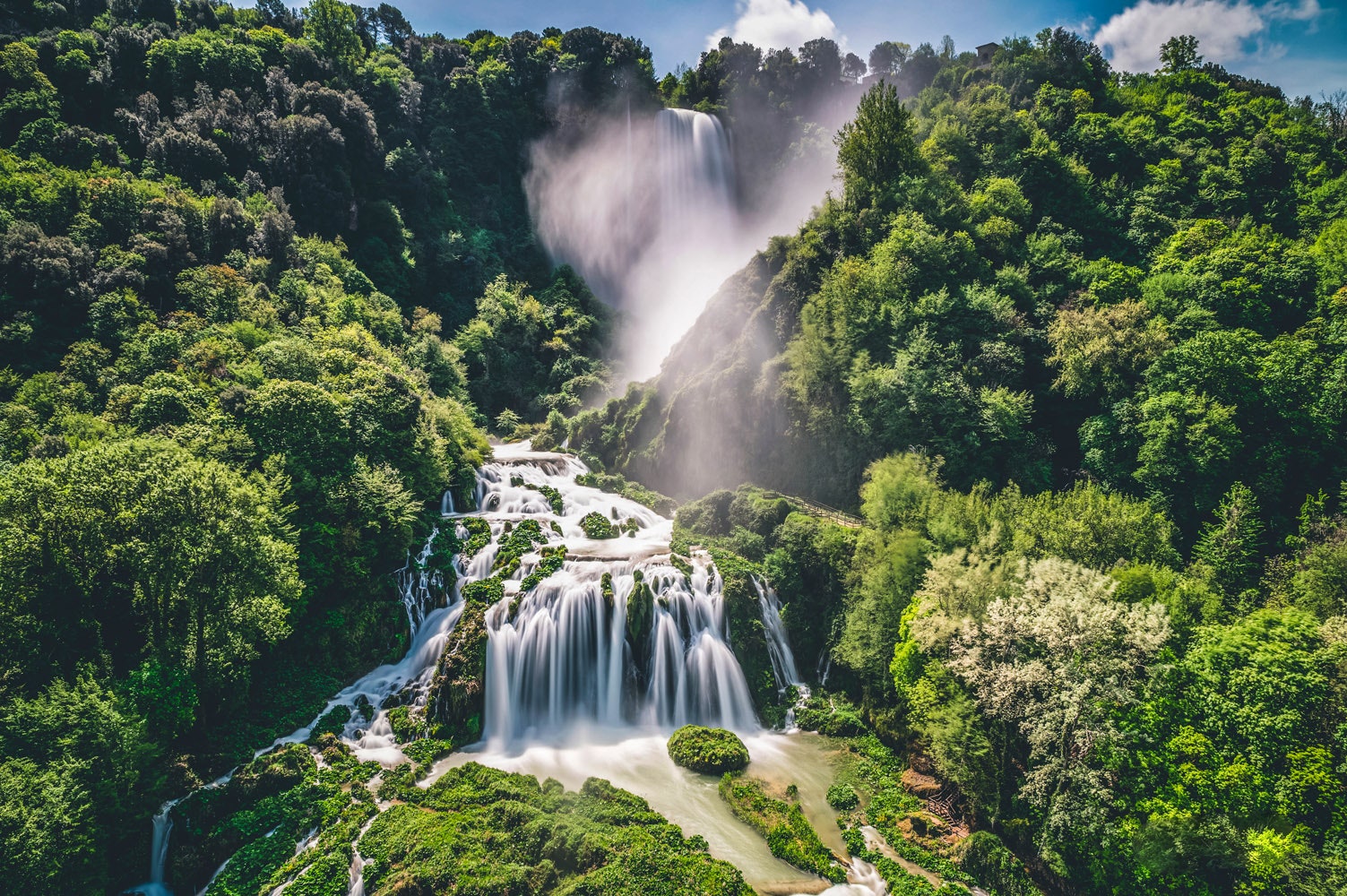 I tre balzi delle Cascate delle Marmore a Terni.