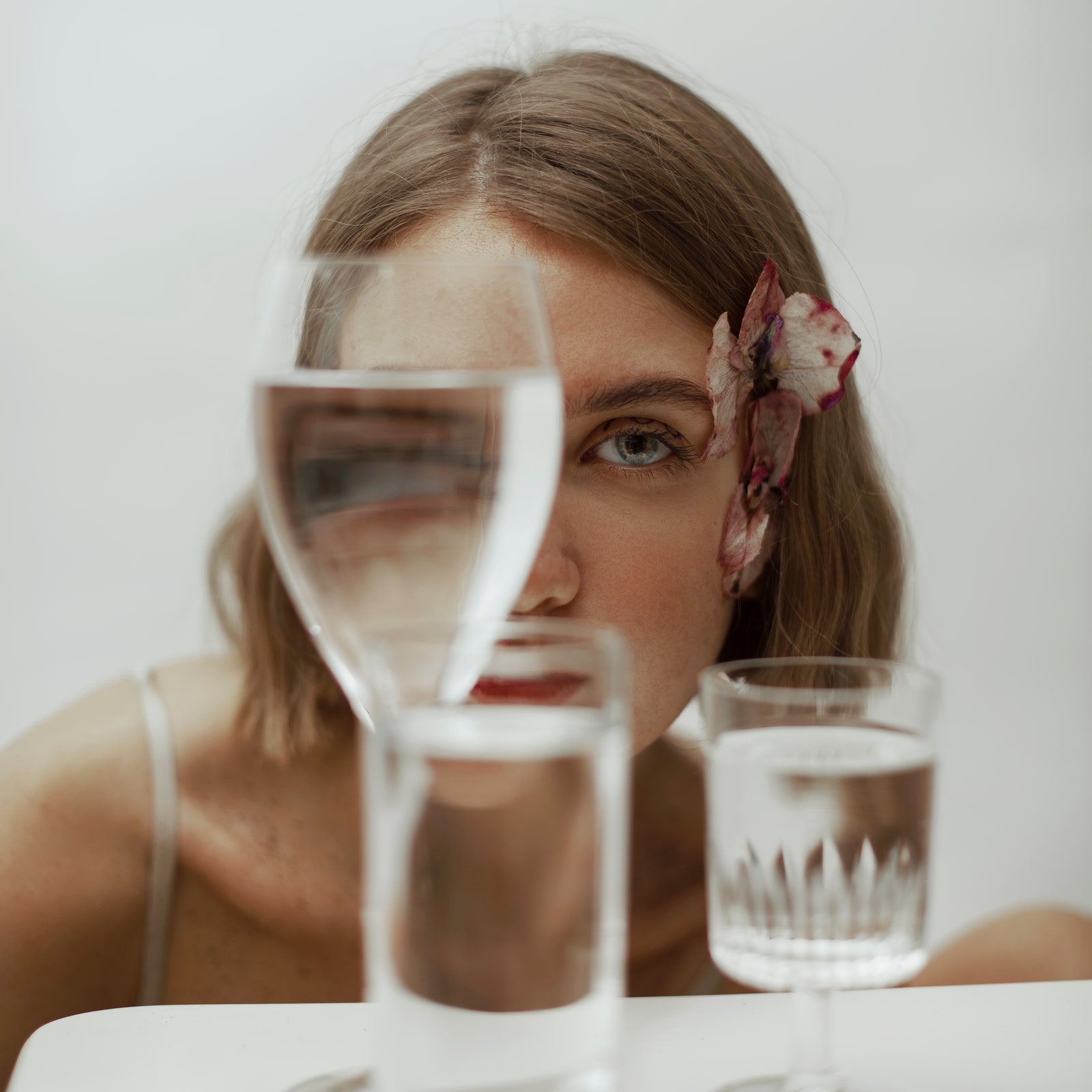 Quanta acqua bere al giorno? Ma possiamo berne troppa? Abbiamo chiesto consiglio alla nutrizionista