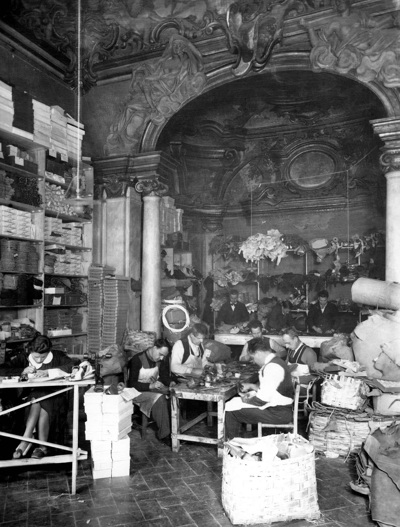 Palazzo Spini Feroni e il laboratorio di Ferragamo situato in alcune delle sale affrescate 1938