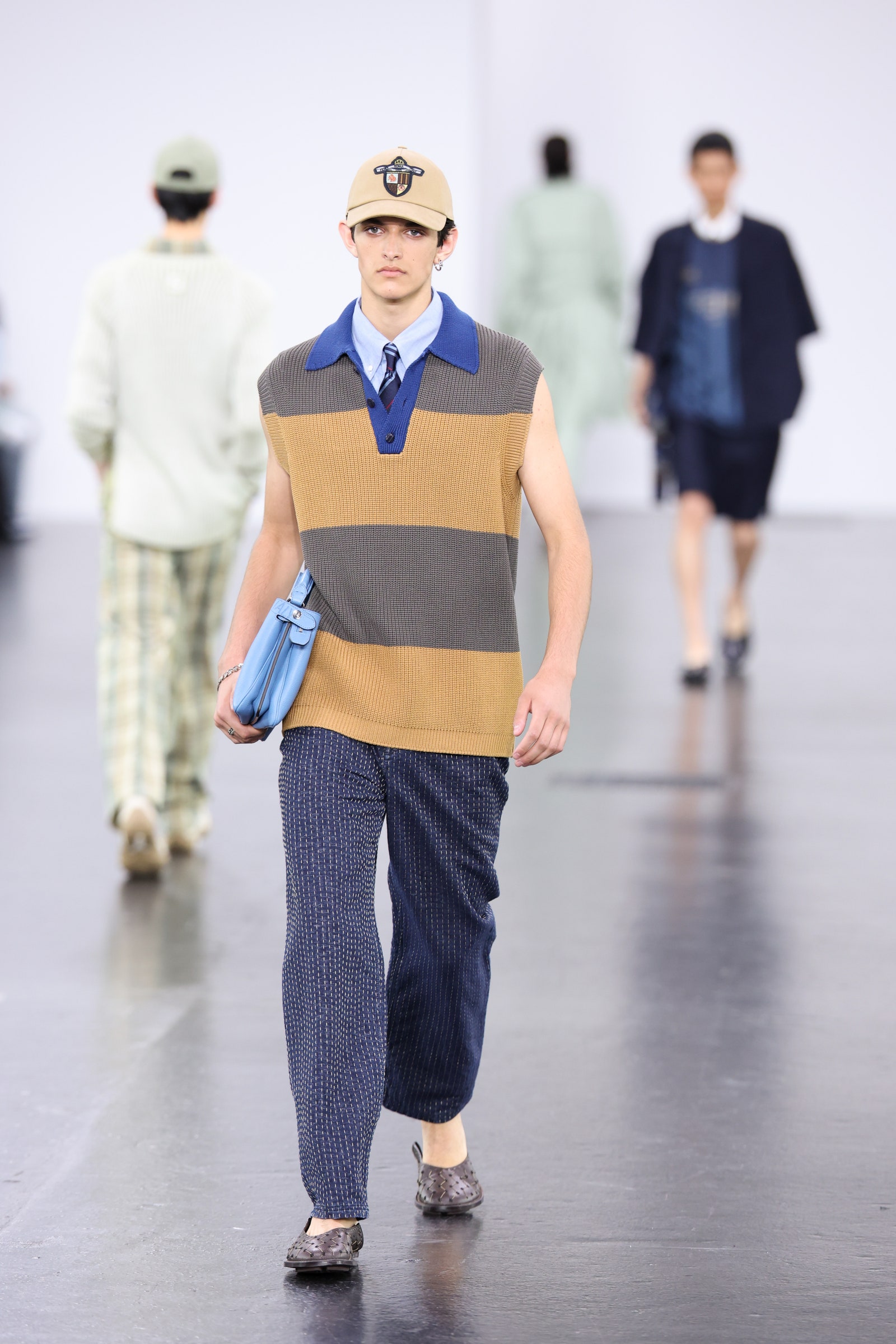 Un look della collezione Fendi PrimaveraEstate 2025