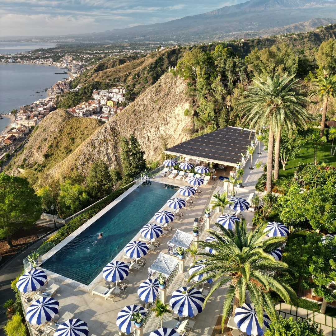 Il risveglio Art Nouveau di Taormina: hotel da sogno, fashion caffé e angoli segreti da scoprire