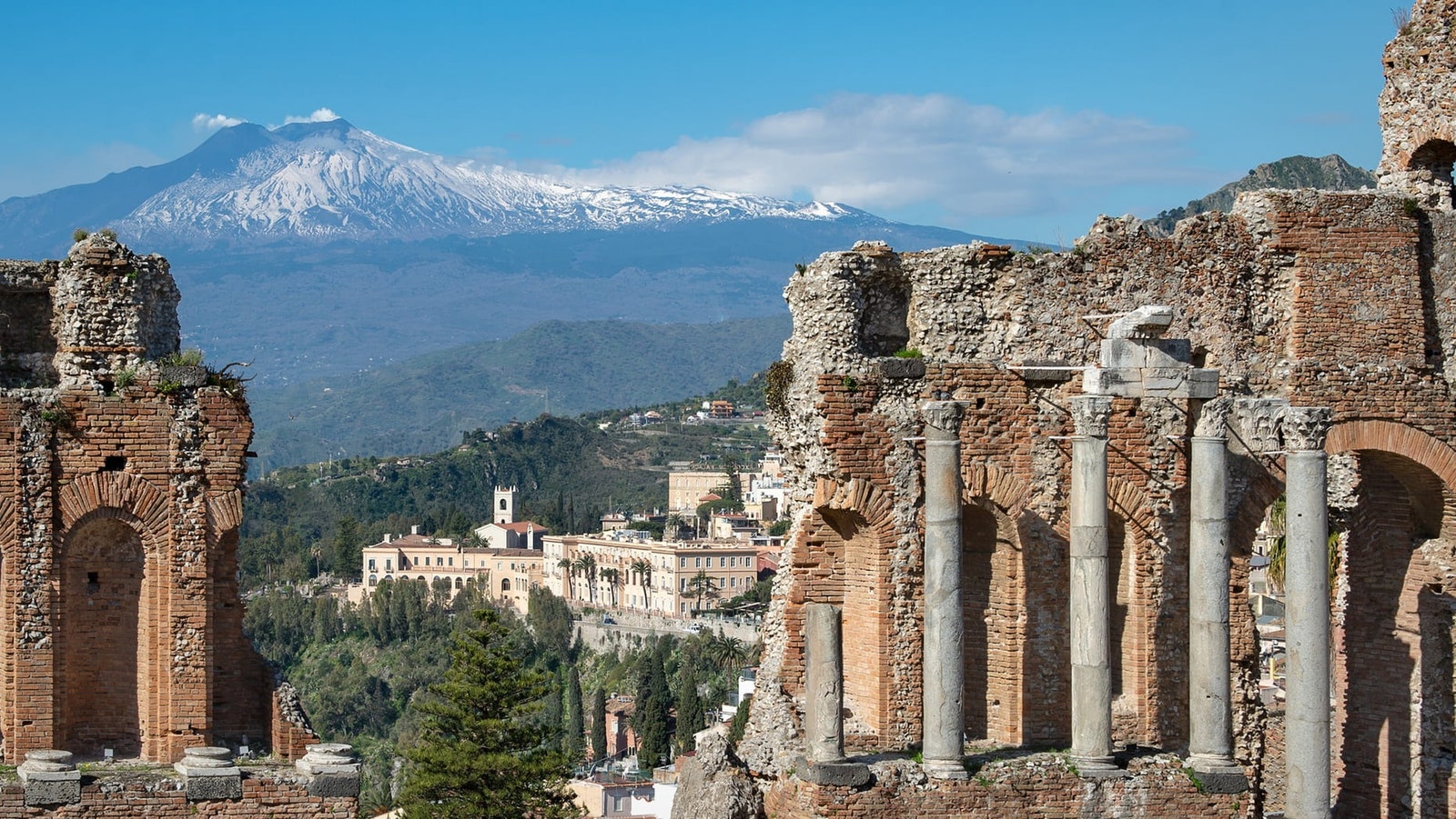 Vista sul San Domenico Palace dal Teatro Greco