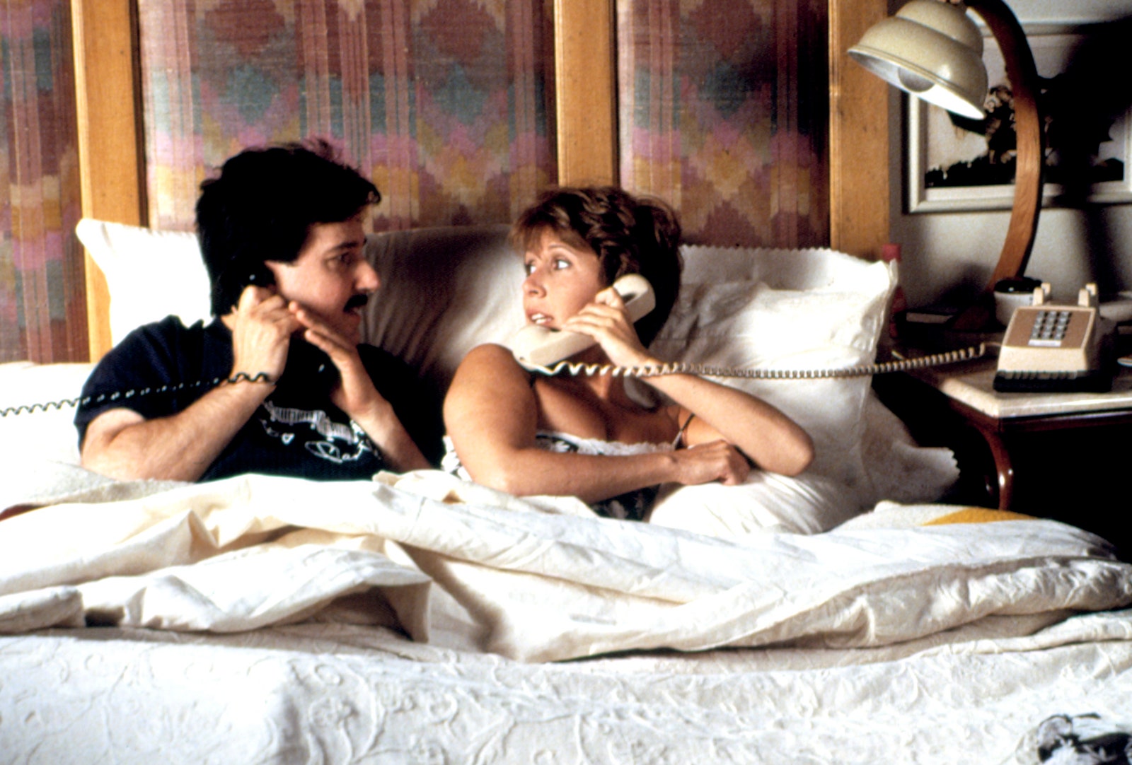 Bruno Kirby e Carrie Fisher in Harry ti presento Sally