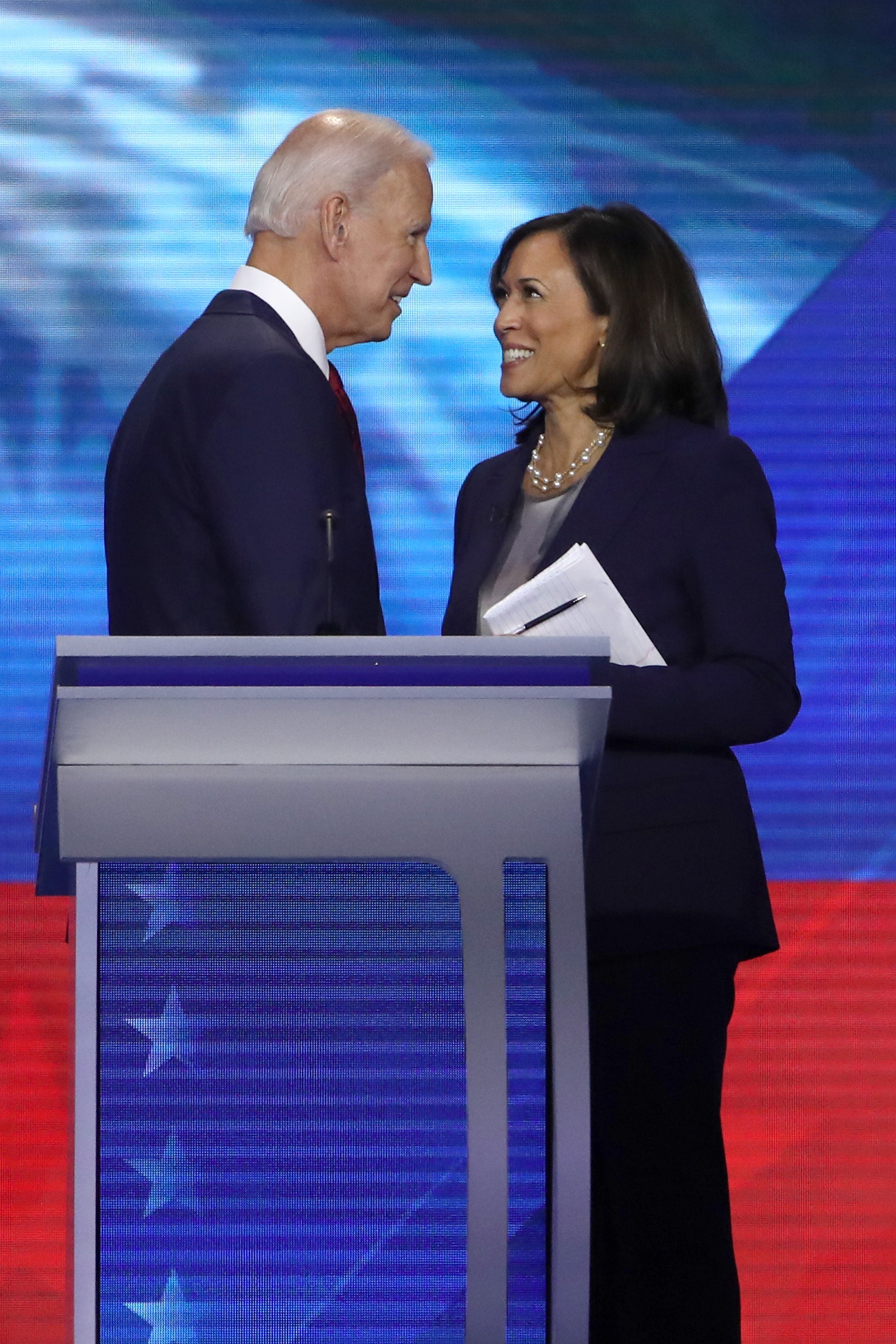 Joe Biden e Kamala Harris in un dibattito a Houston nel 2019