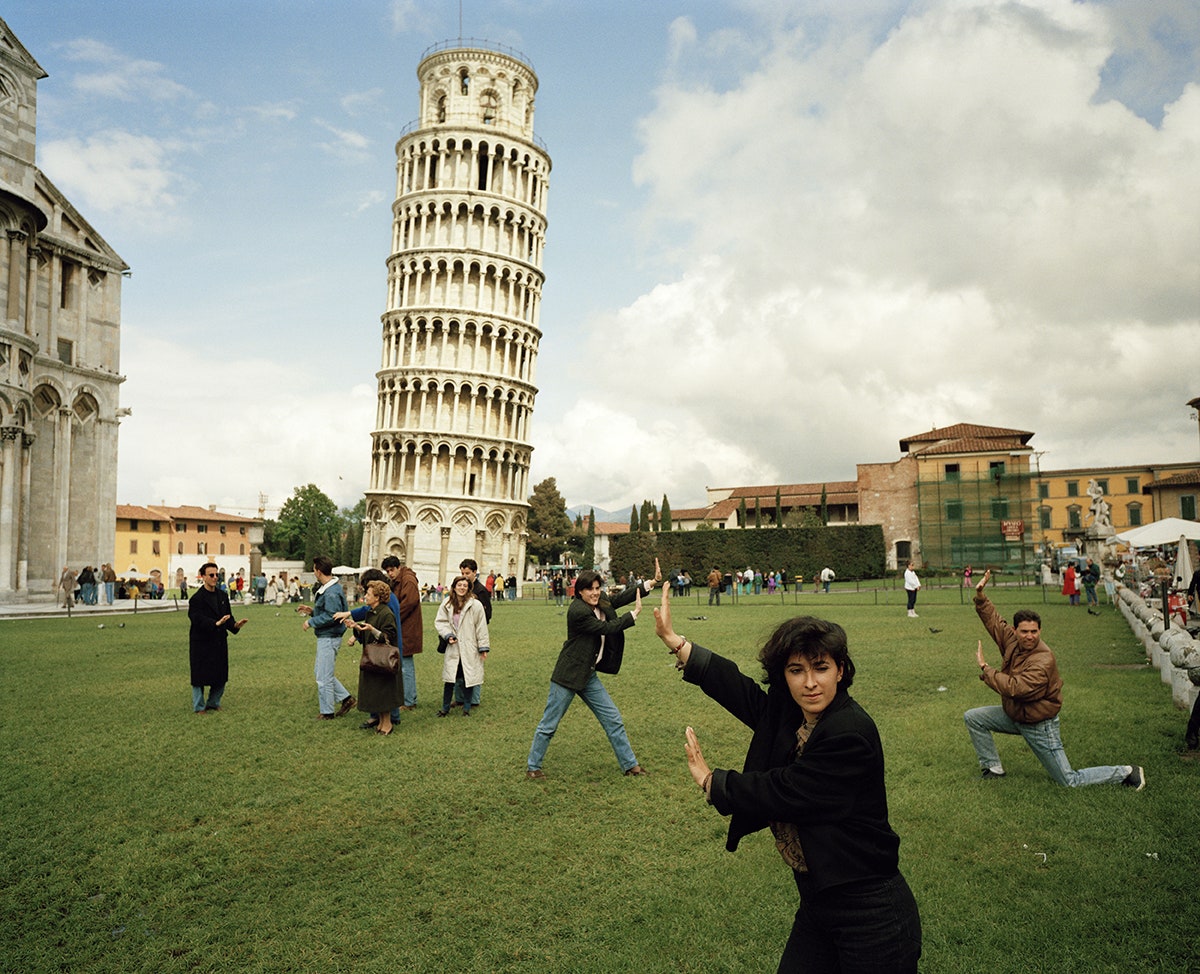 Martin Parr The Leaning Tower of Pisa 1990. Tutte le foto di questo articolo sono tratte dalla mostra Martin Parr. Short...